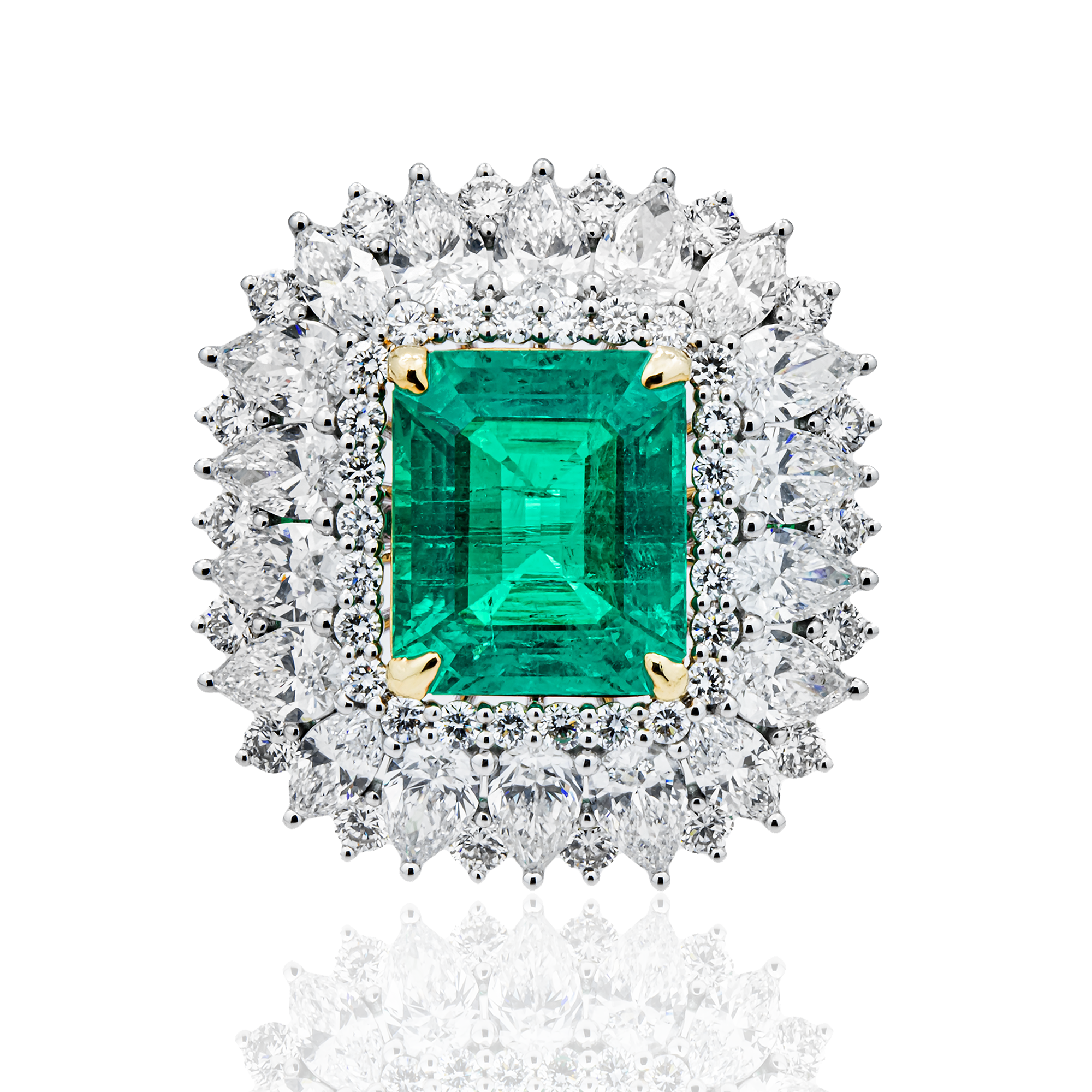 18K White Gold Emerald & Diamond Ring 17.85ctw