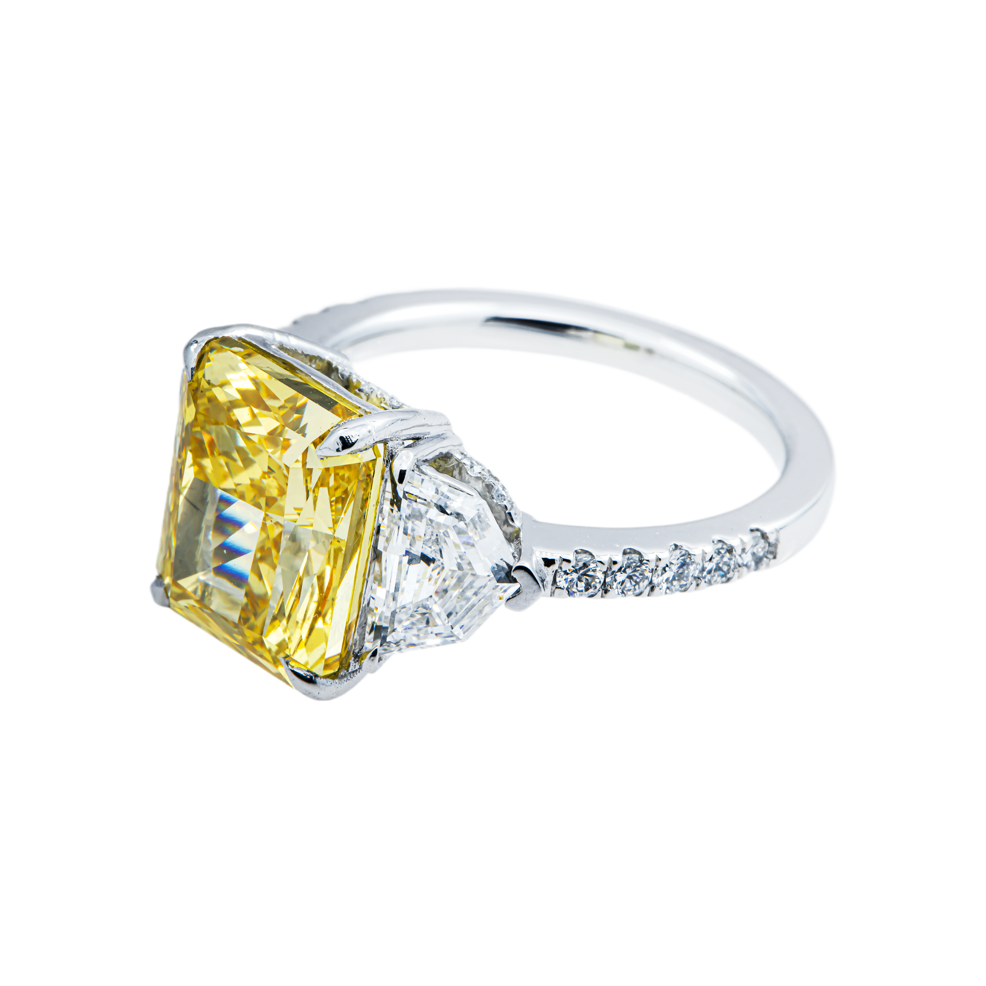 14K White Gold 5.61ct Radiant Fancy Yellow Diamond Ring 7.41ctw