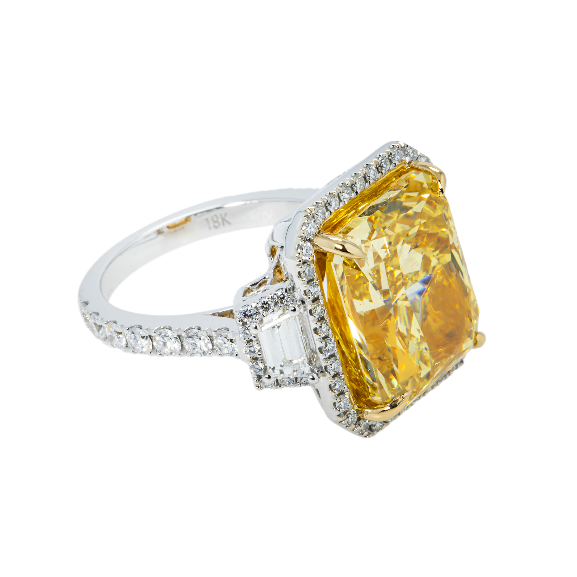 Platinum 12.65ct Radiant Cut Fancy Vivid Yellow Diamond Ring 15.41ctw