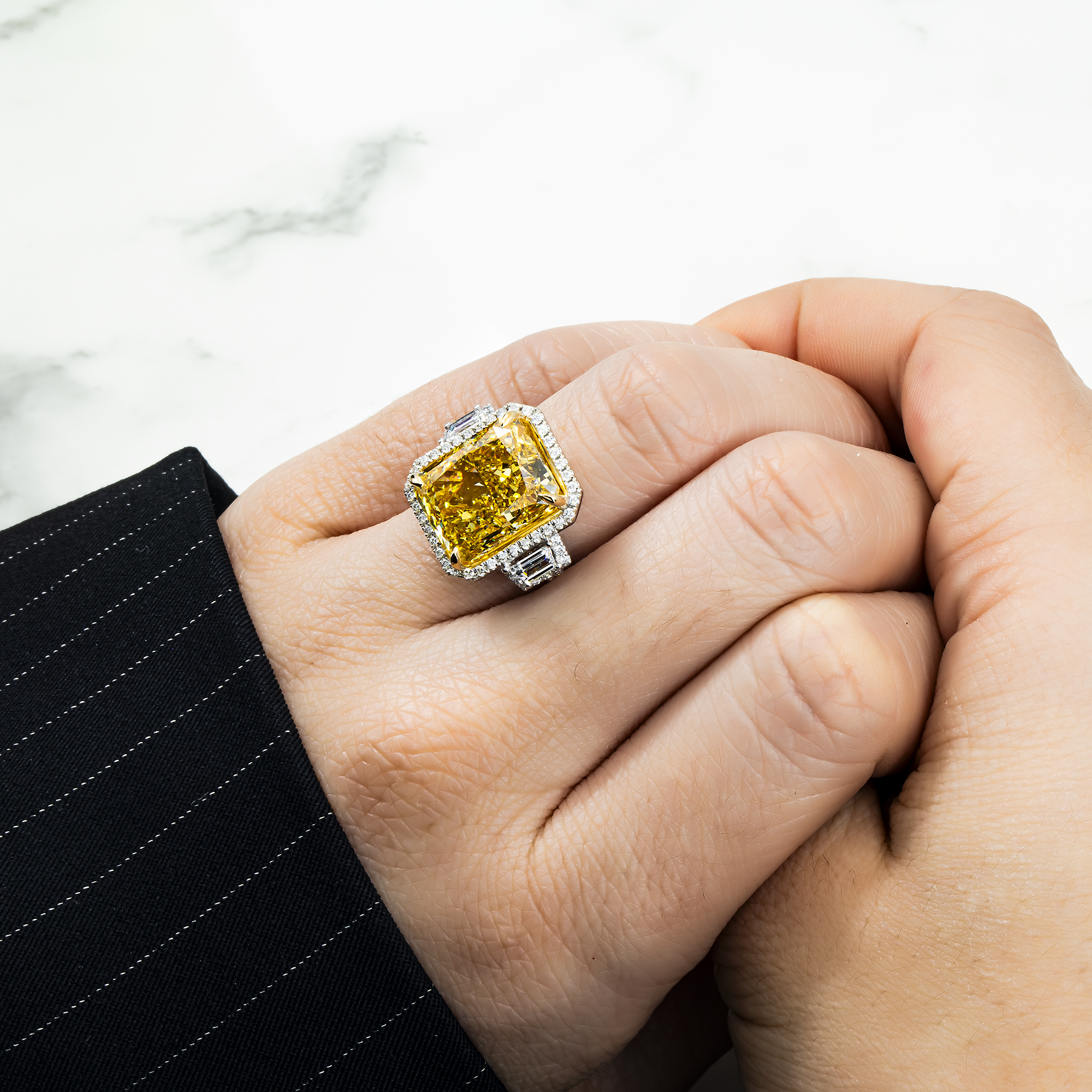 Platinum 12.65ct Radiant Cut Fancy Vivid Yellow Diamond Ring 15.41ctw