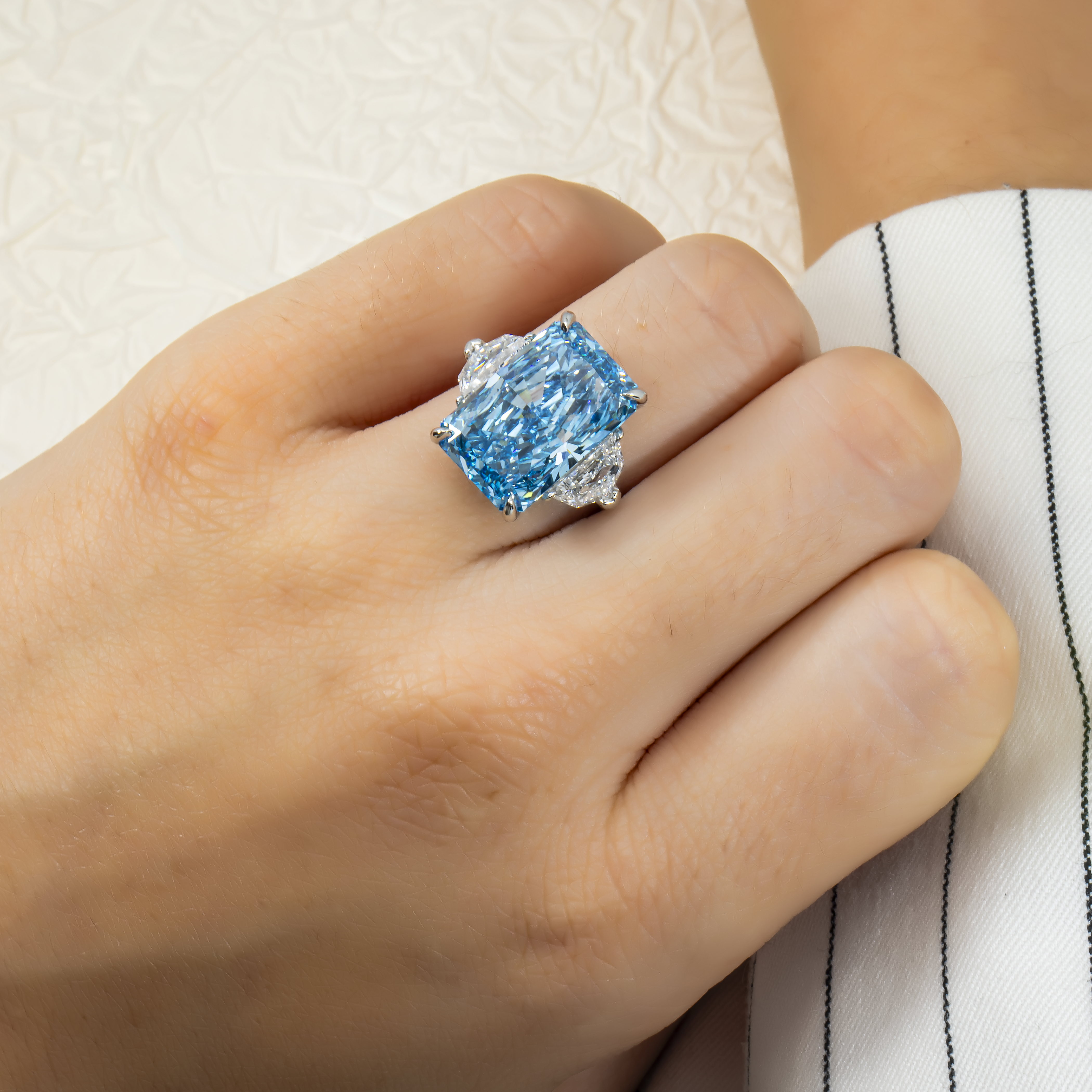 BLUE LADIANT Shop GIA Platinum 12ct Radiant Cut Fancy Vivid Blue Diamond