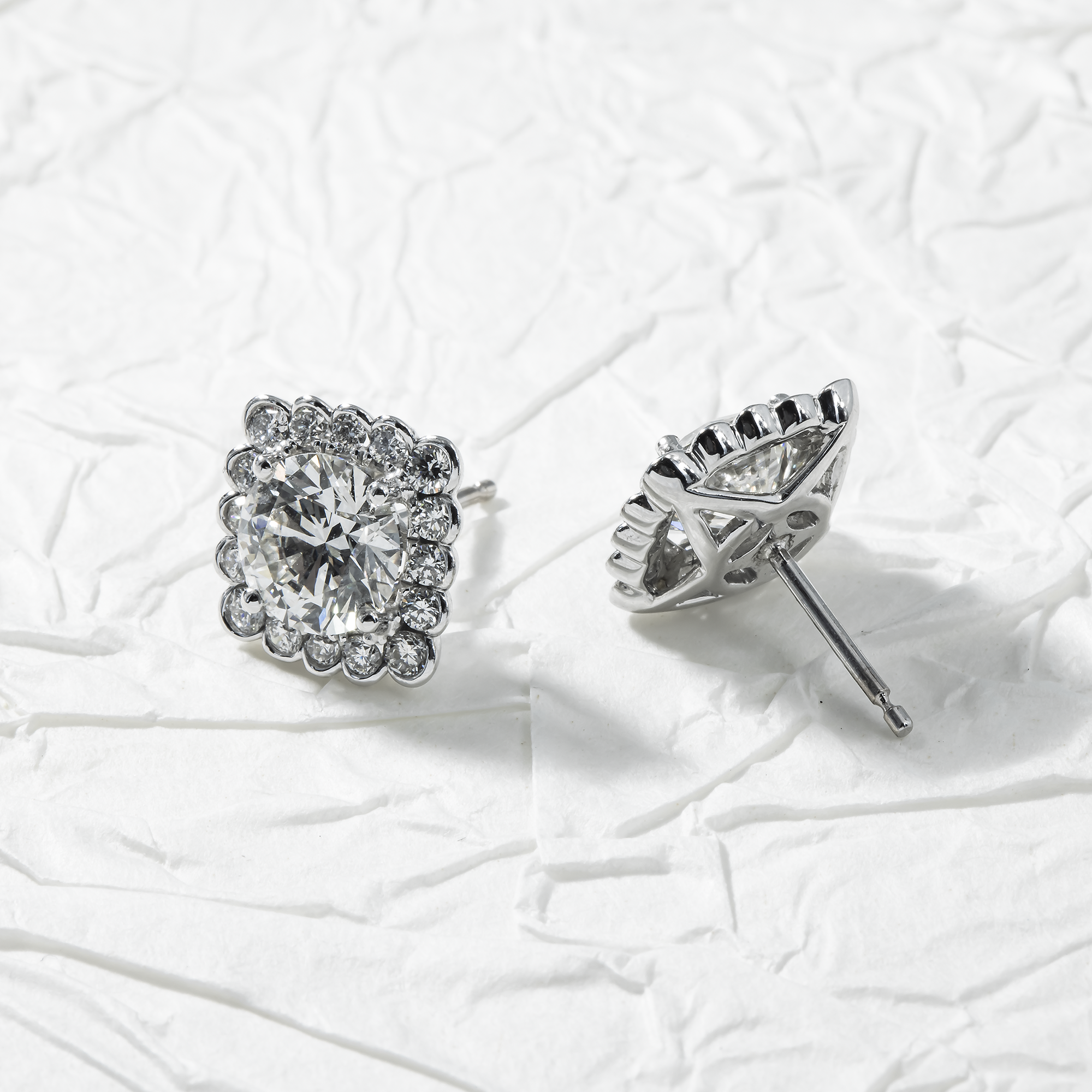 18K White Gold Solitaire Round Diamond Stud Earrings W/ Halo 3.81Ct