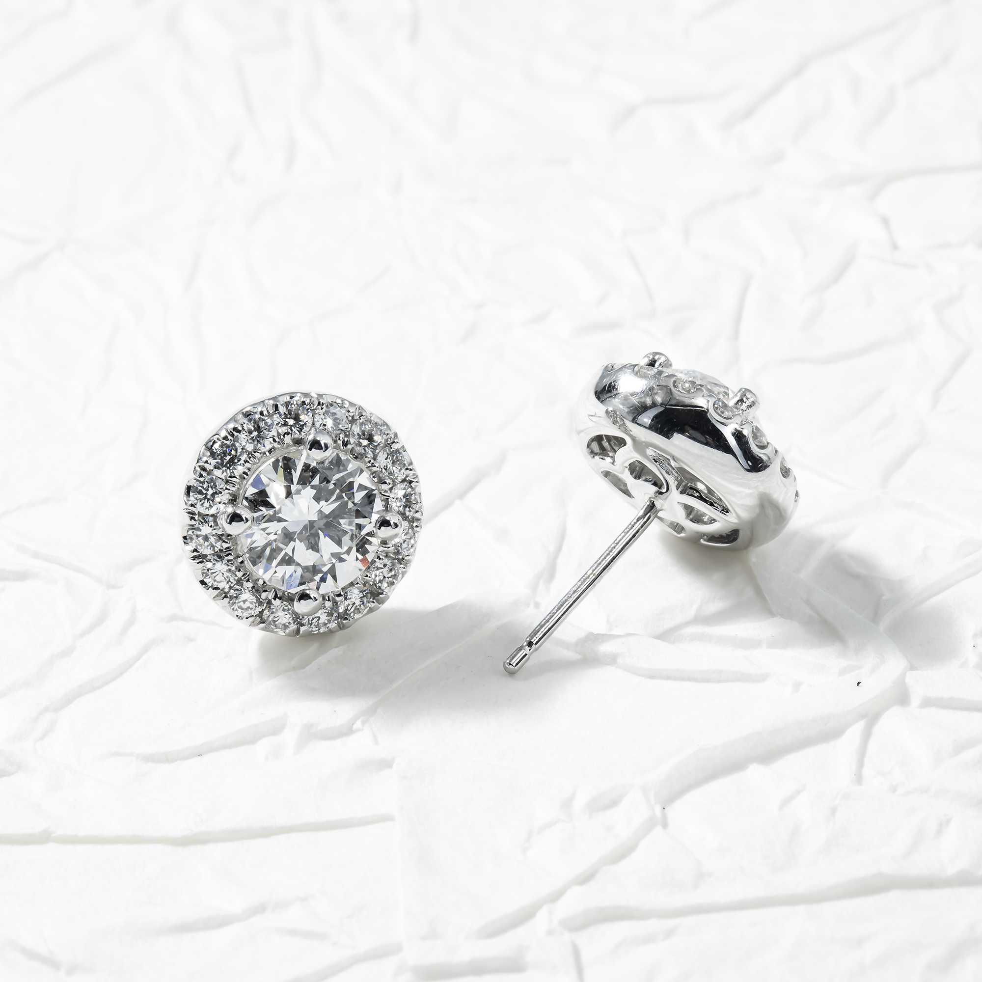 18K White Gold Round Diamond Studs W/ Halo 2.78Ctw Earrings