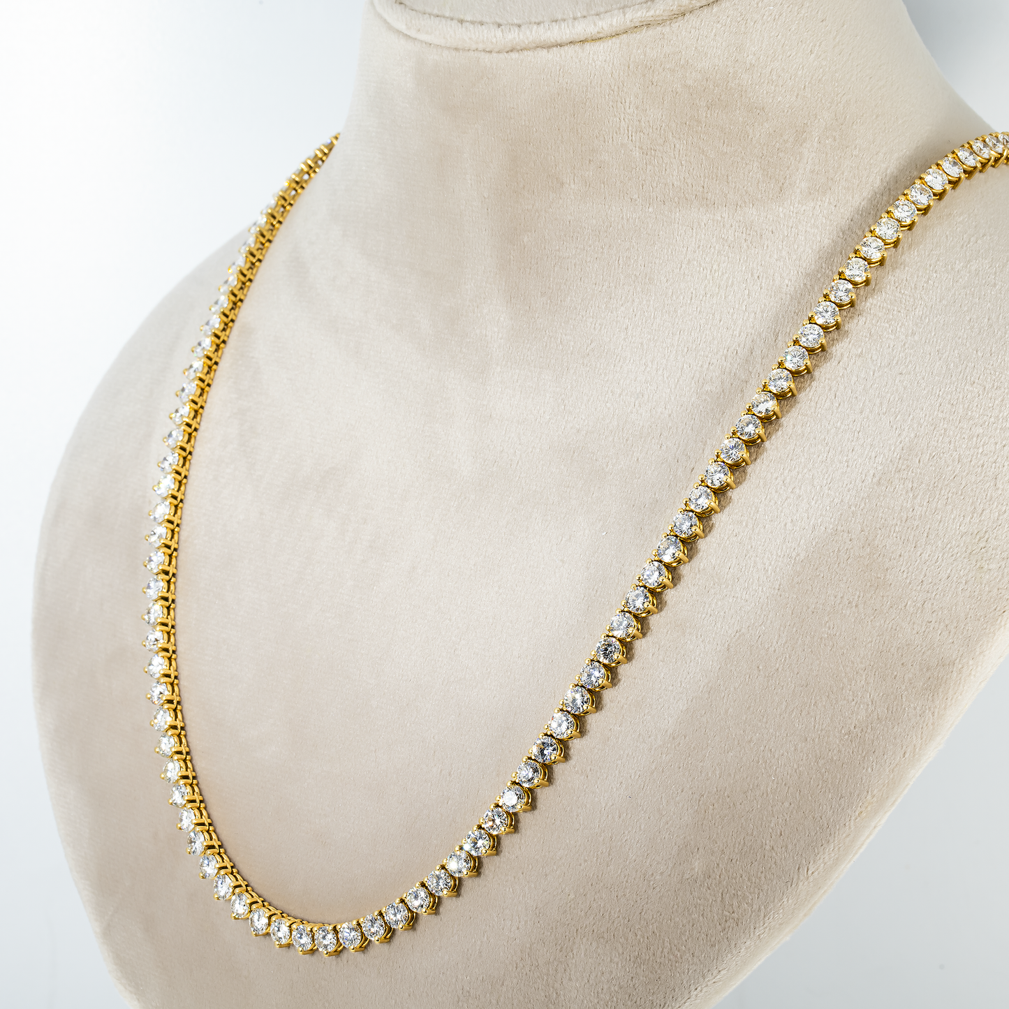 14K Yellow Gold 3-Prong Round Diamond Tennis Chain 33.50ct