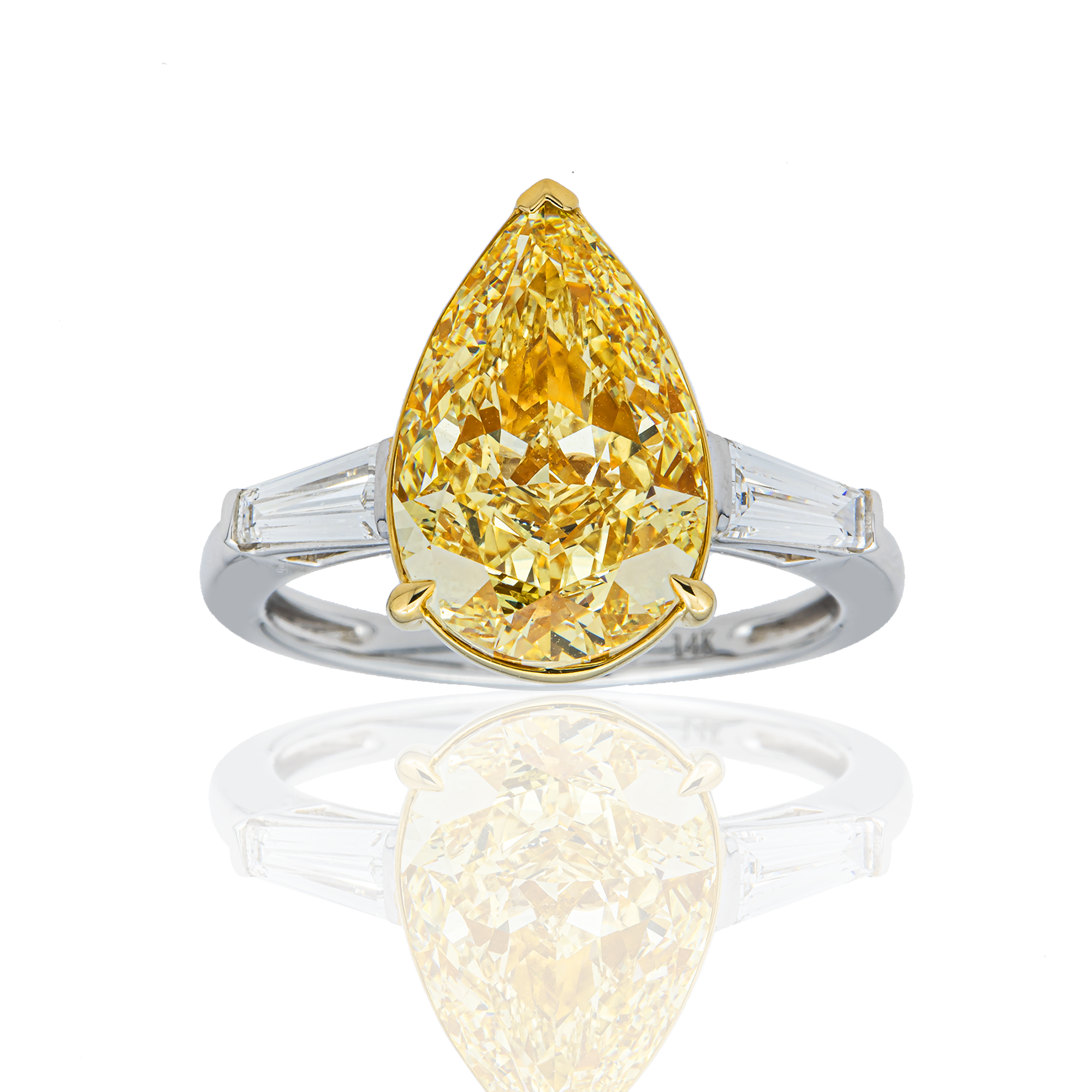 14K White Gold 5.22ct Pear Fancy Yellow Diamond Ring 5.72ctw