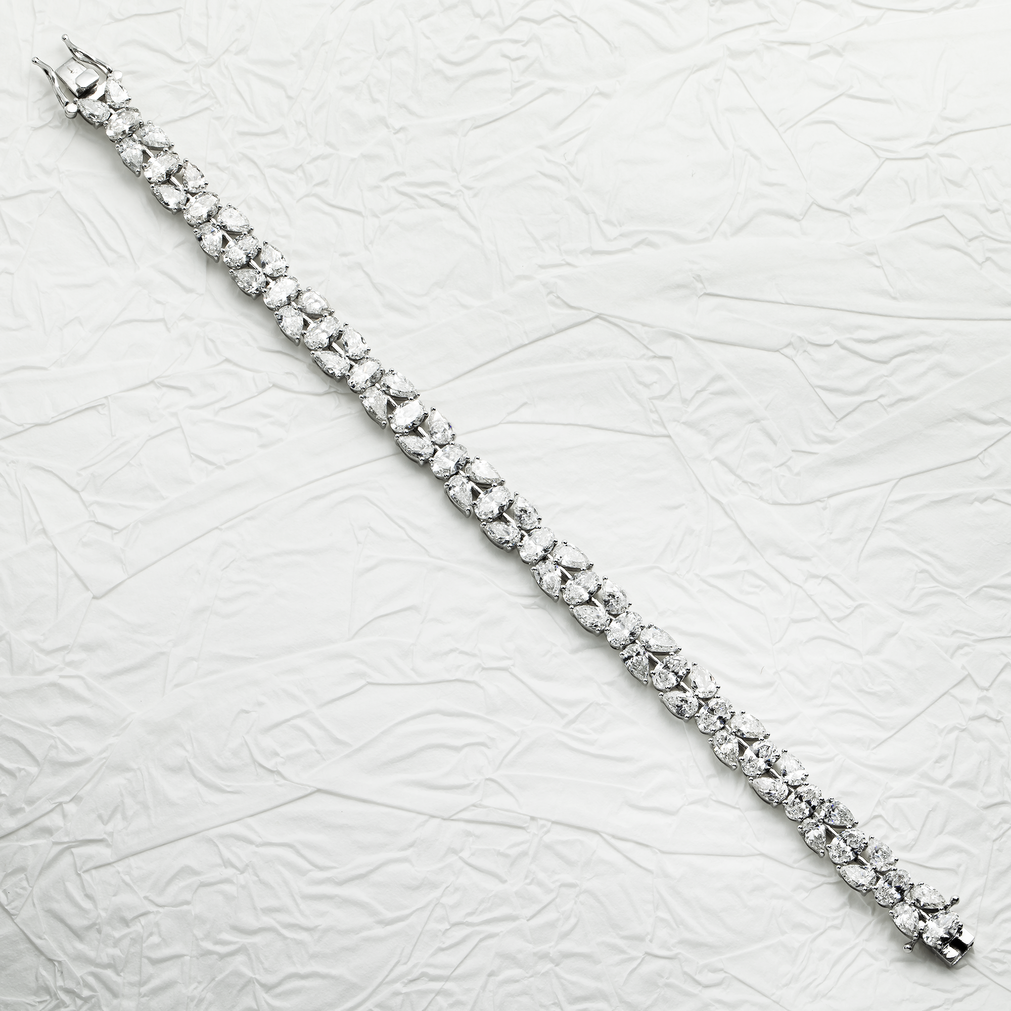 14K White Gold Pear & Oval Cut Diamond Rose Bud Bracelet 18.83ct