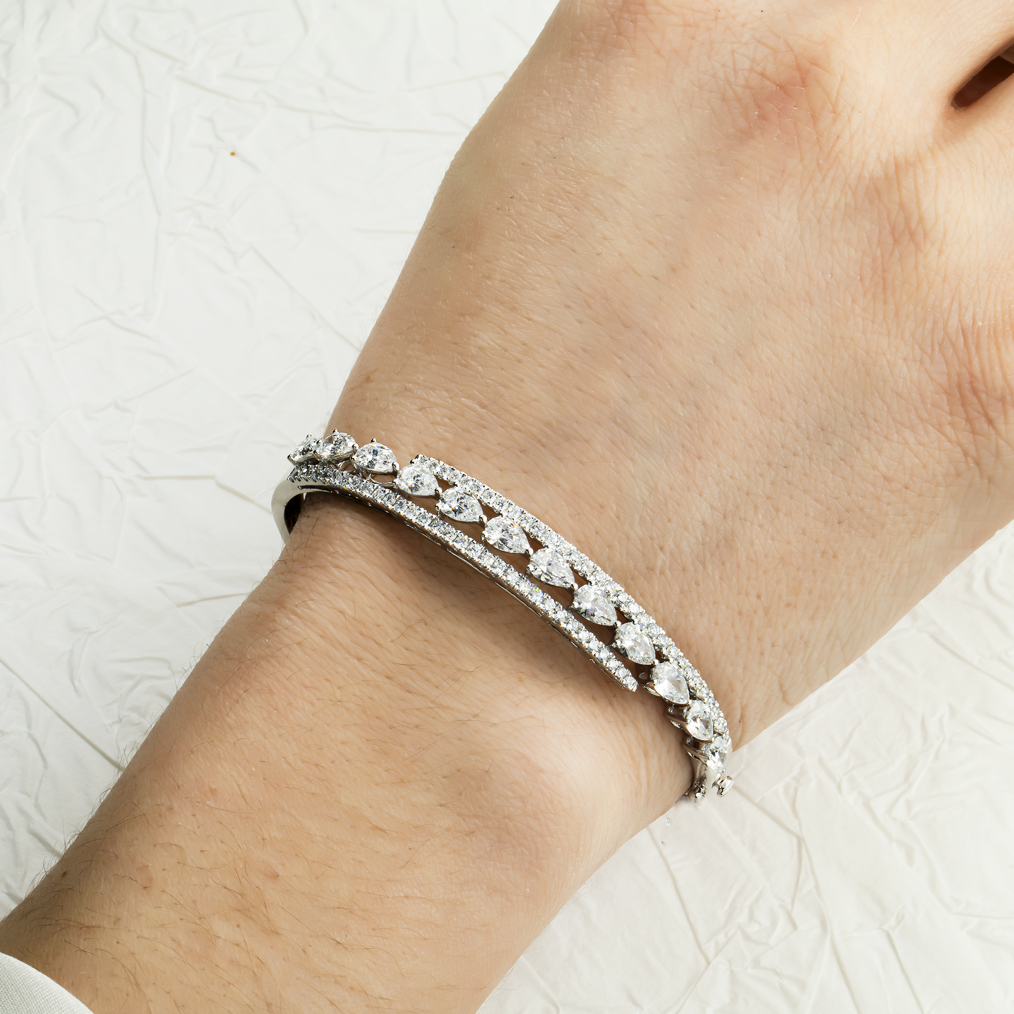 White Gold Round & Pear Cut Diamond Bangle Bracelet 4.78ct