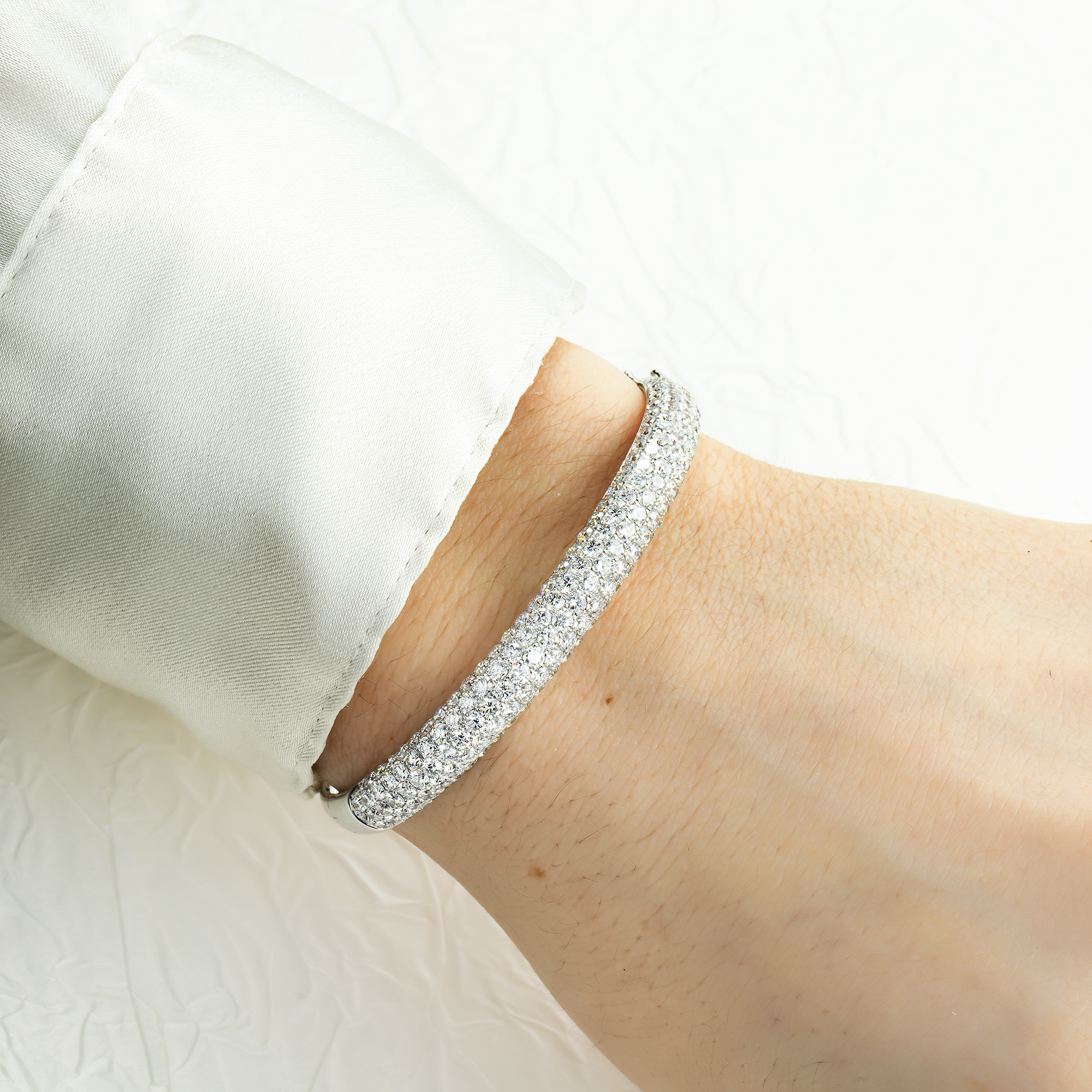 White Gold 5 Row Pave Set Round Diamond Bangle Bracelet 6.62ct