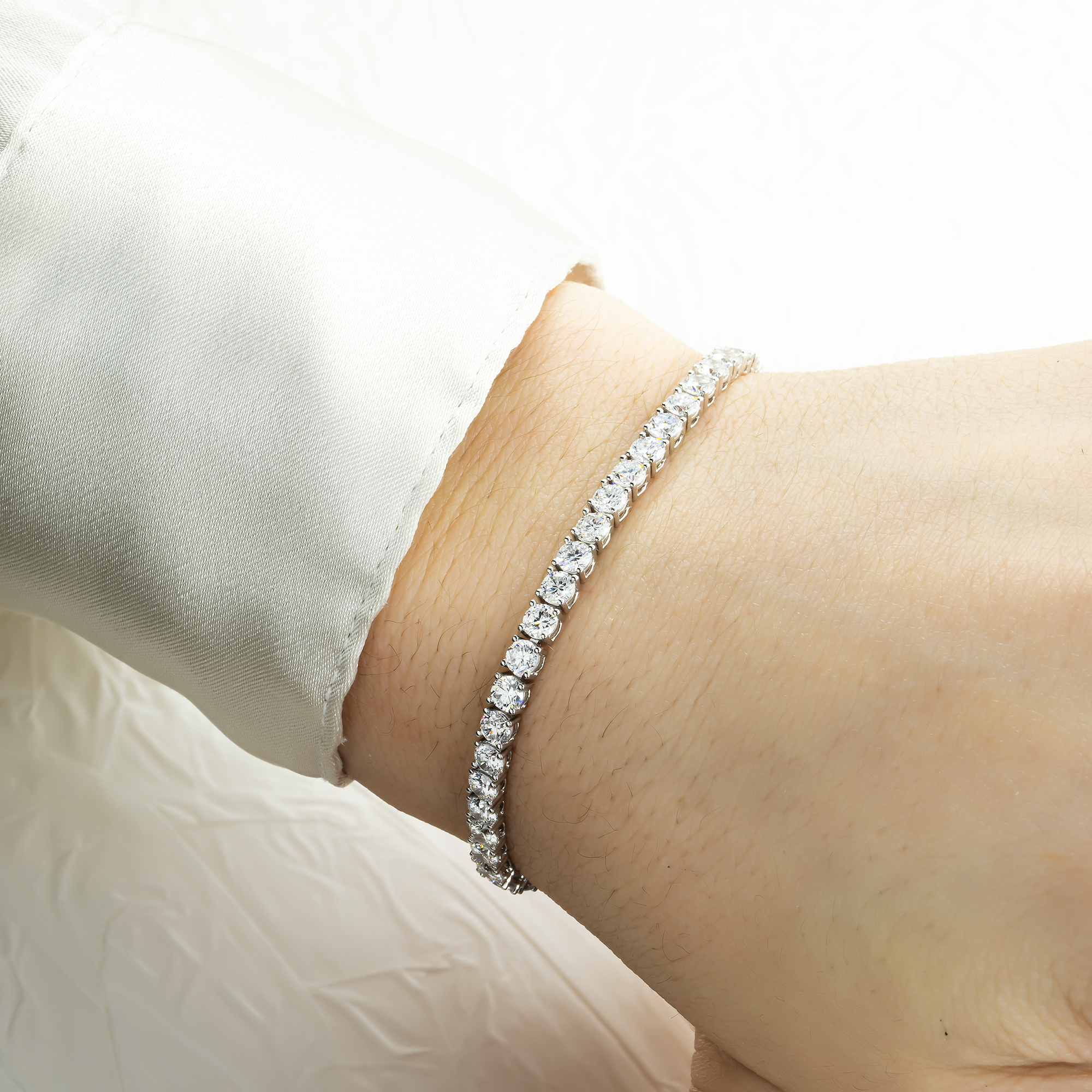 White Gold Round Cut Diamond Tennis Bracelet 7.0ct