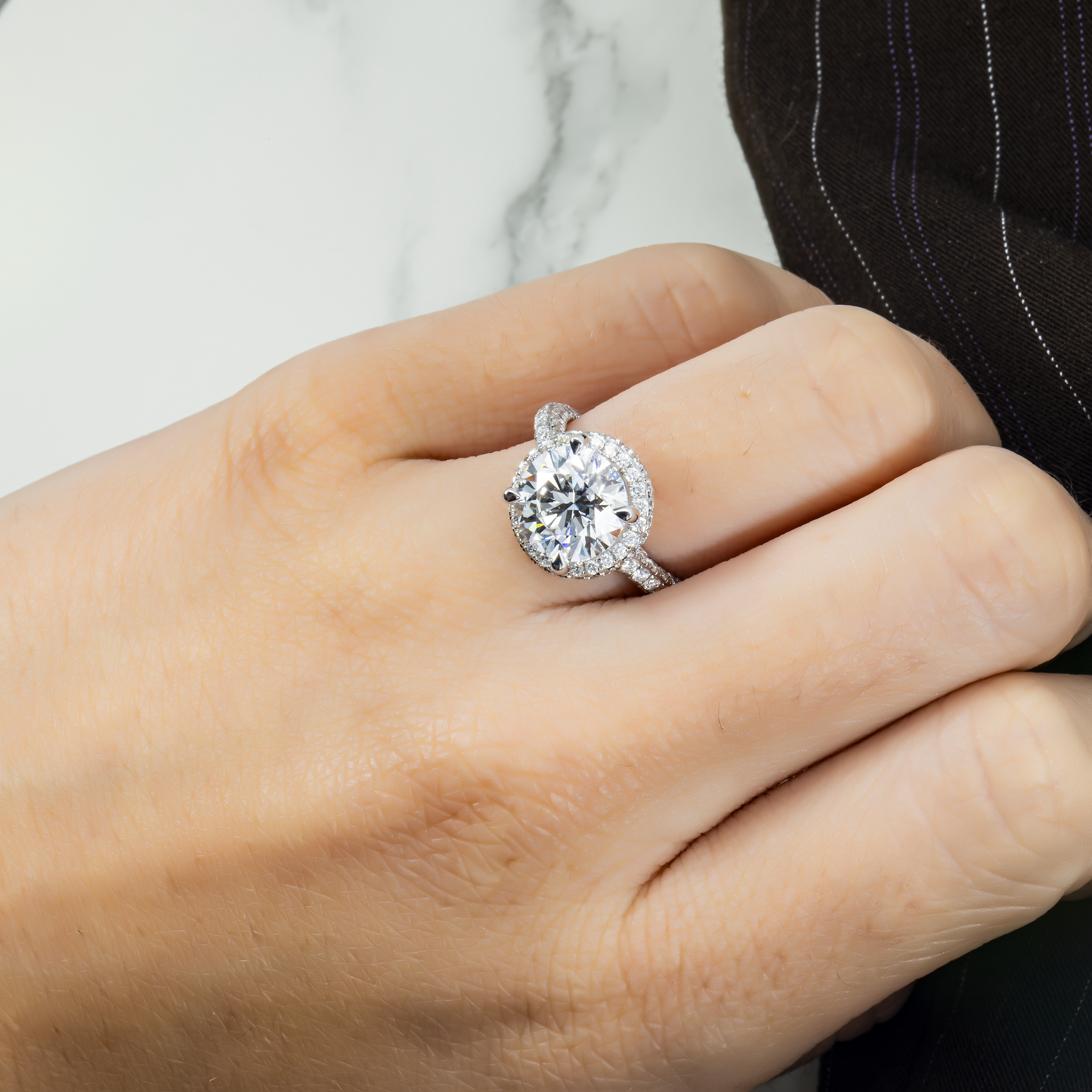 28K White Gold 3.50Ct Round Diamond Engagement Ring 4.98Ctw Bridal