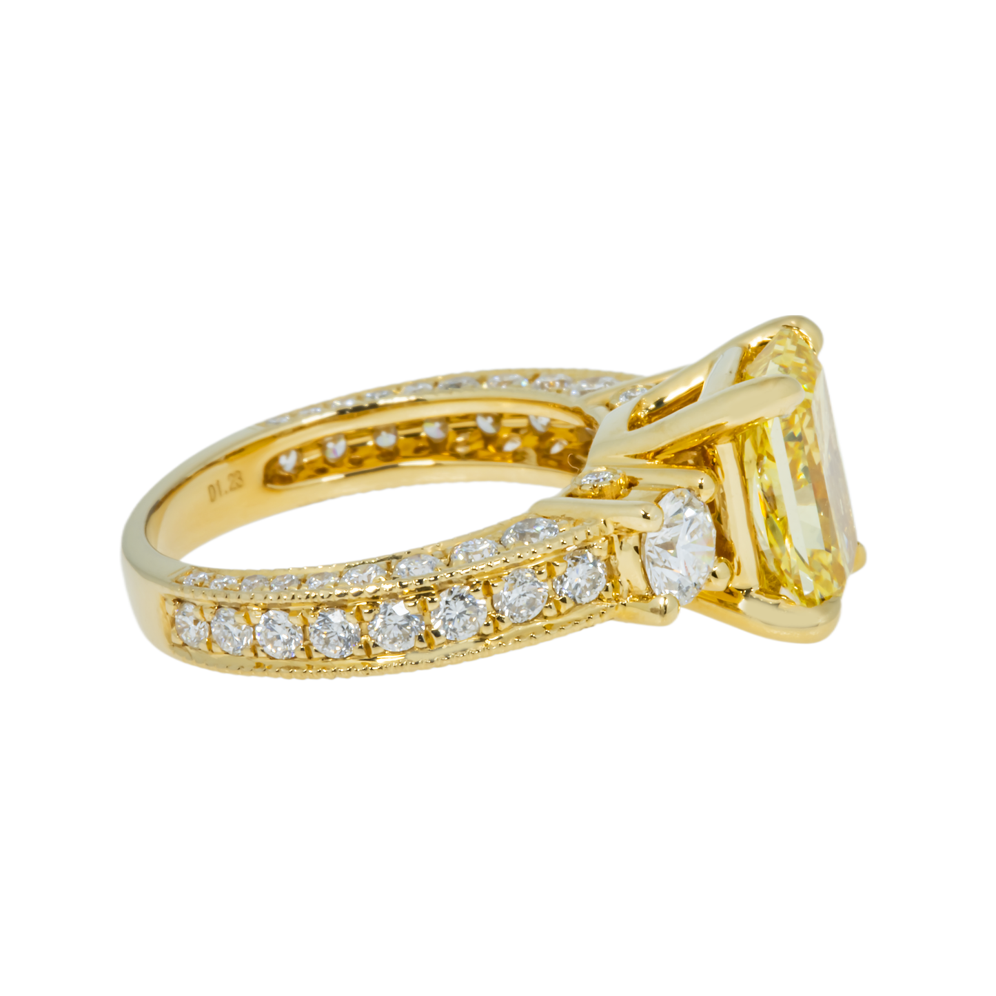 18K Yellow Gold 2ct Radiant Cut Fancy Vivid Yellow Diamond Engagement Ring 3.23ctw