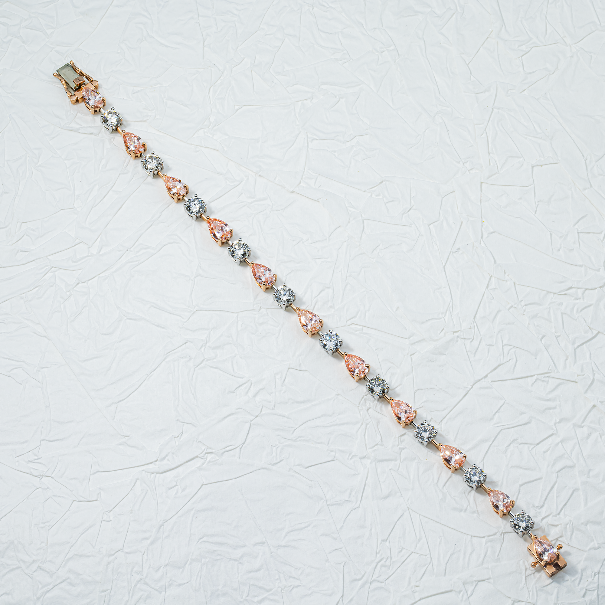 14K Two Tone Pear Cut Fancy Pink & White Diamond Satellite Bracelet 12.37ct