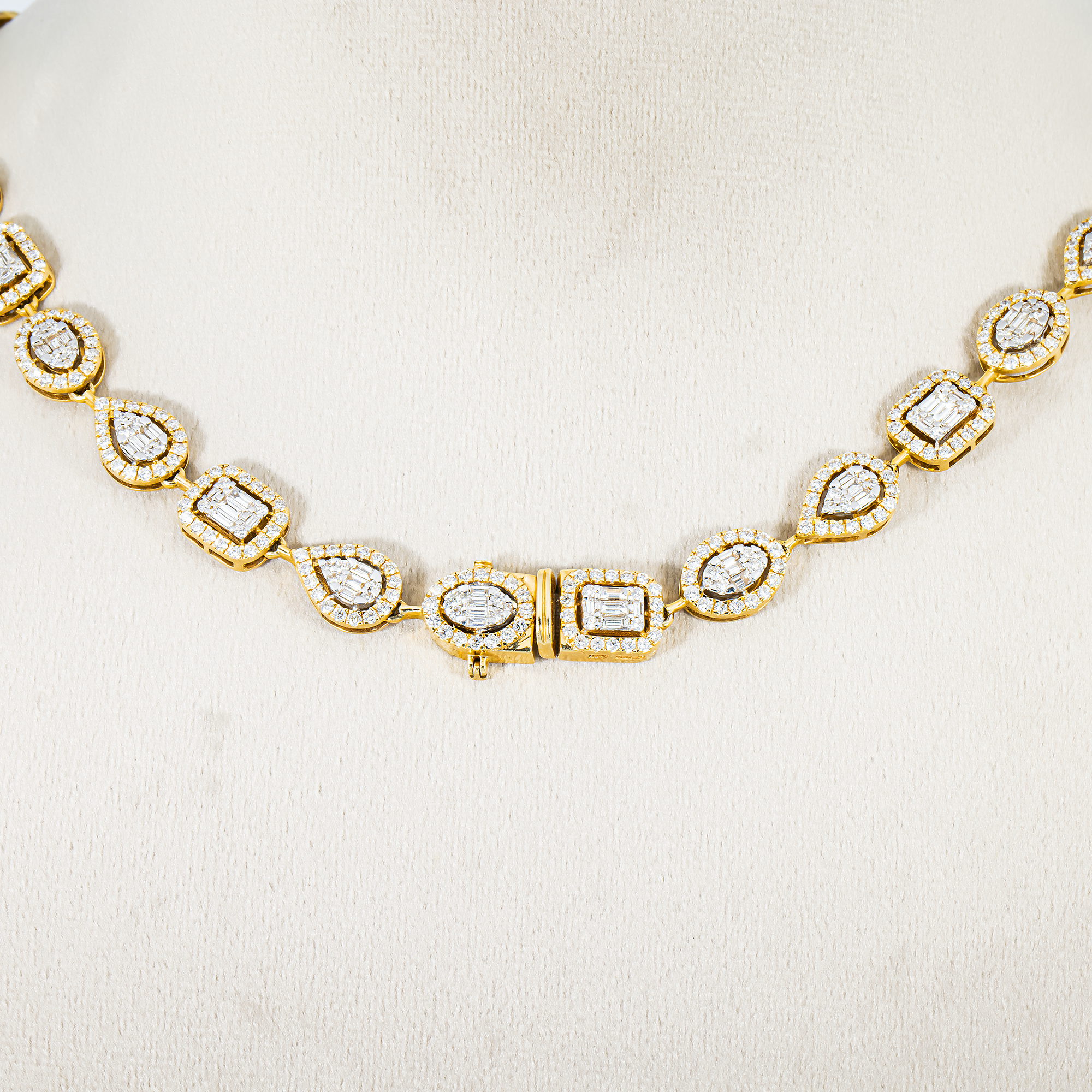 14K Yellow Gold Round & Baguette Cut Diamond Satellite Necklace 12.38ct