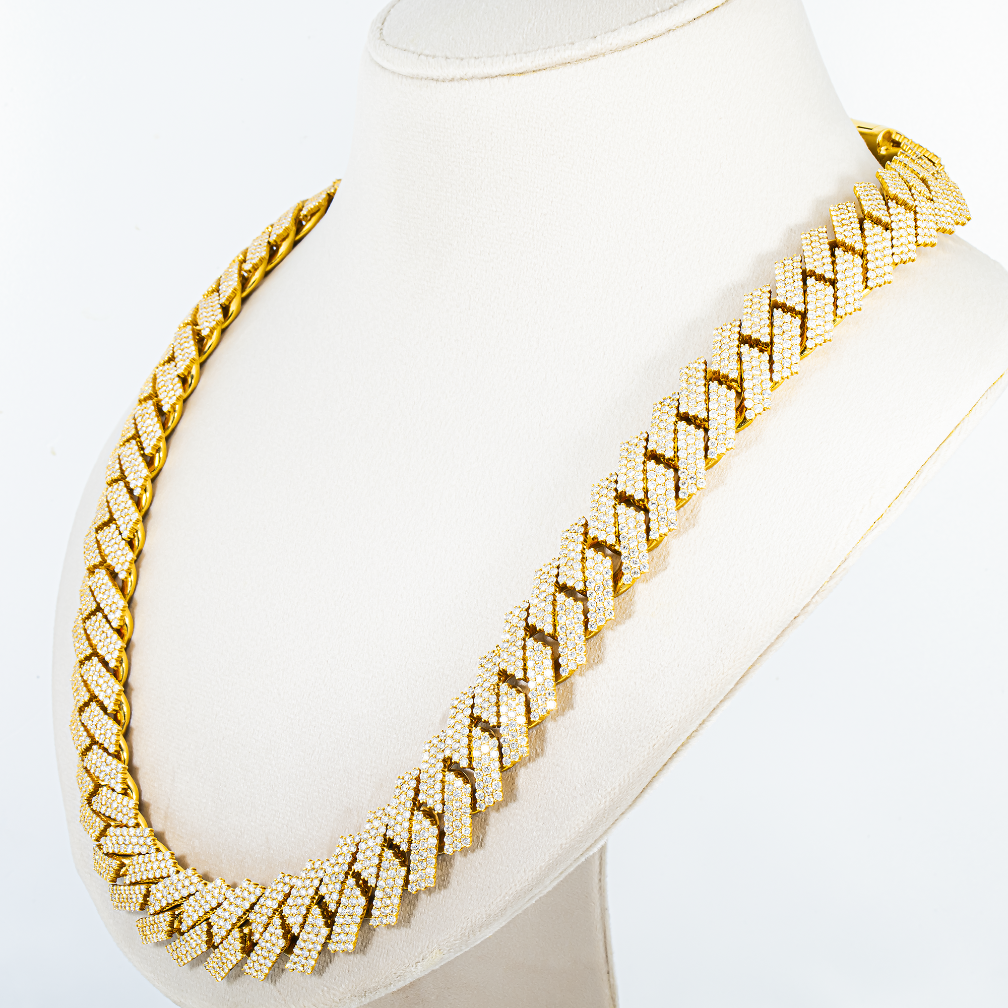 14K Yellow Gold Round Diamond Cuban Link Chain 57.0ct