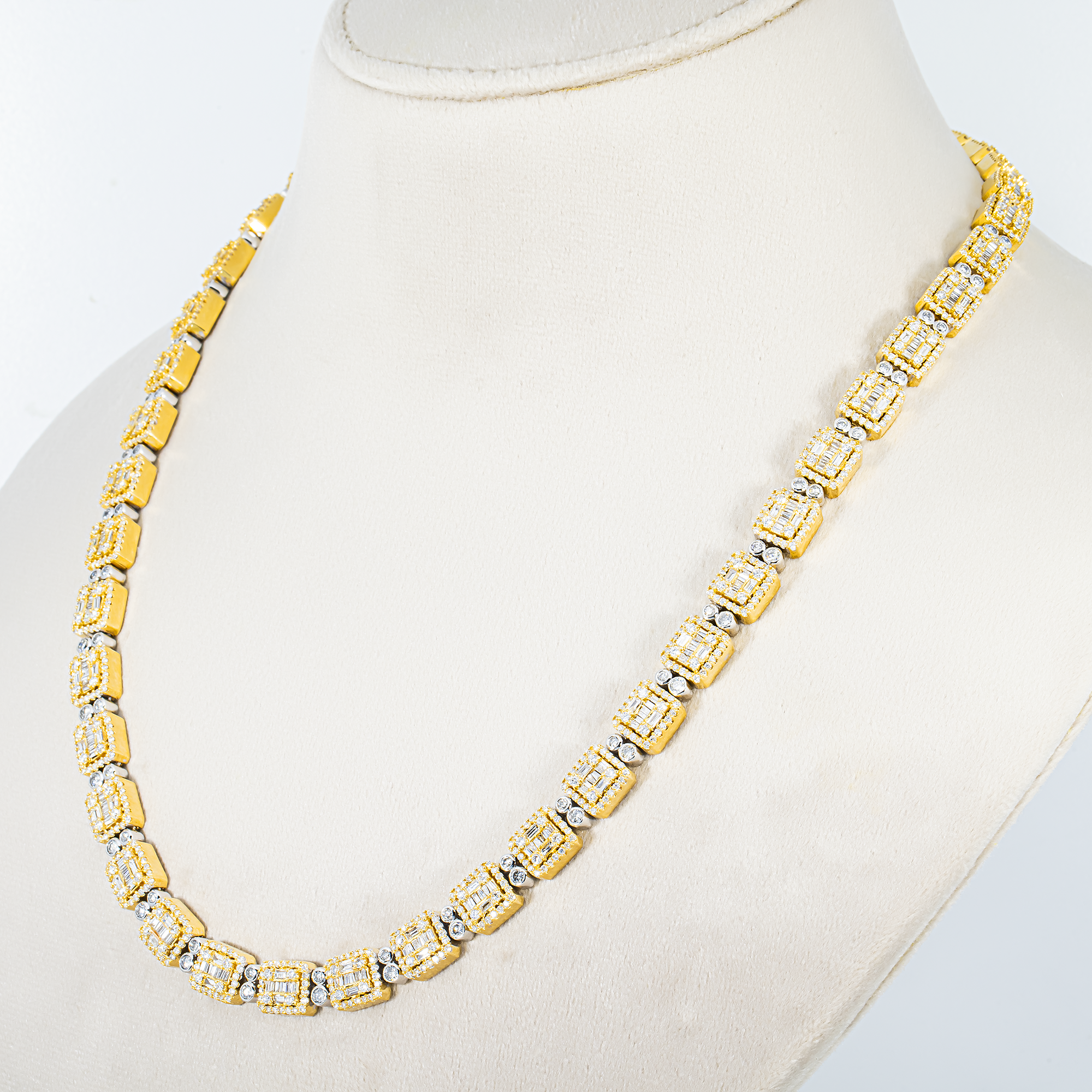 14K Two Tone Round & Baguette Cut Diamond Chain 14.62ct