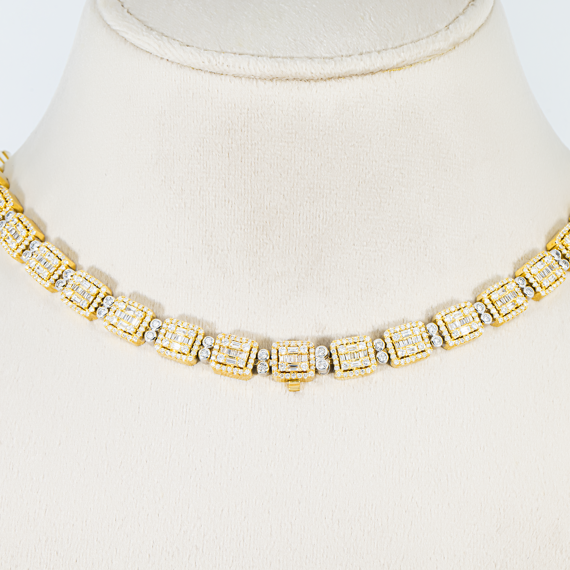 14K Two Tone Round & Baguette Cut Diamond Chain 14.62ct