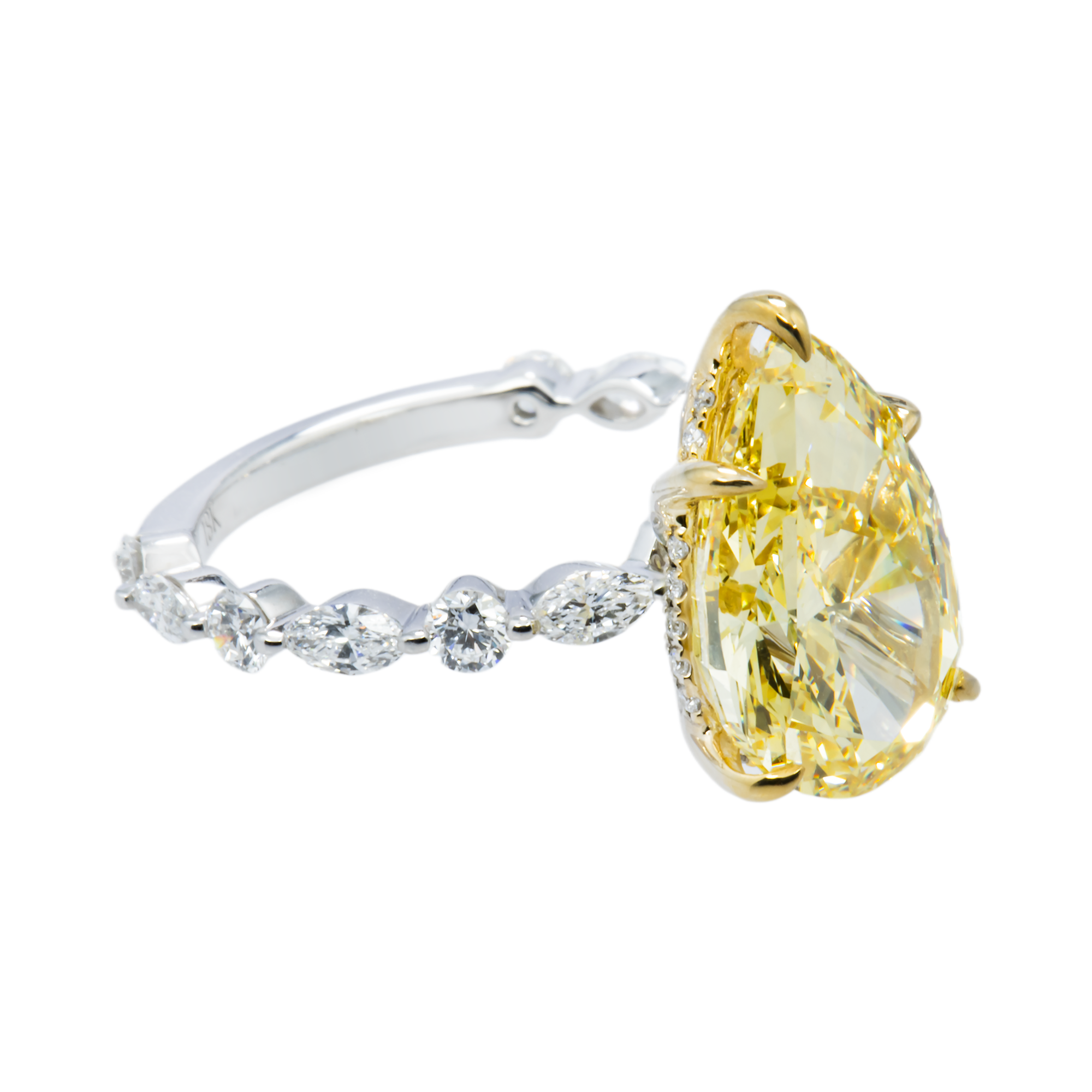 18K White Gold 5.44ct Pear Fancy Yellow Diamond Ring 6.49ctw