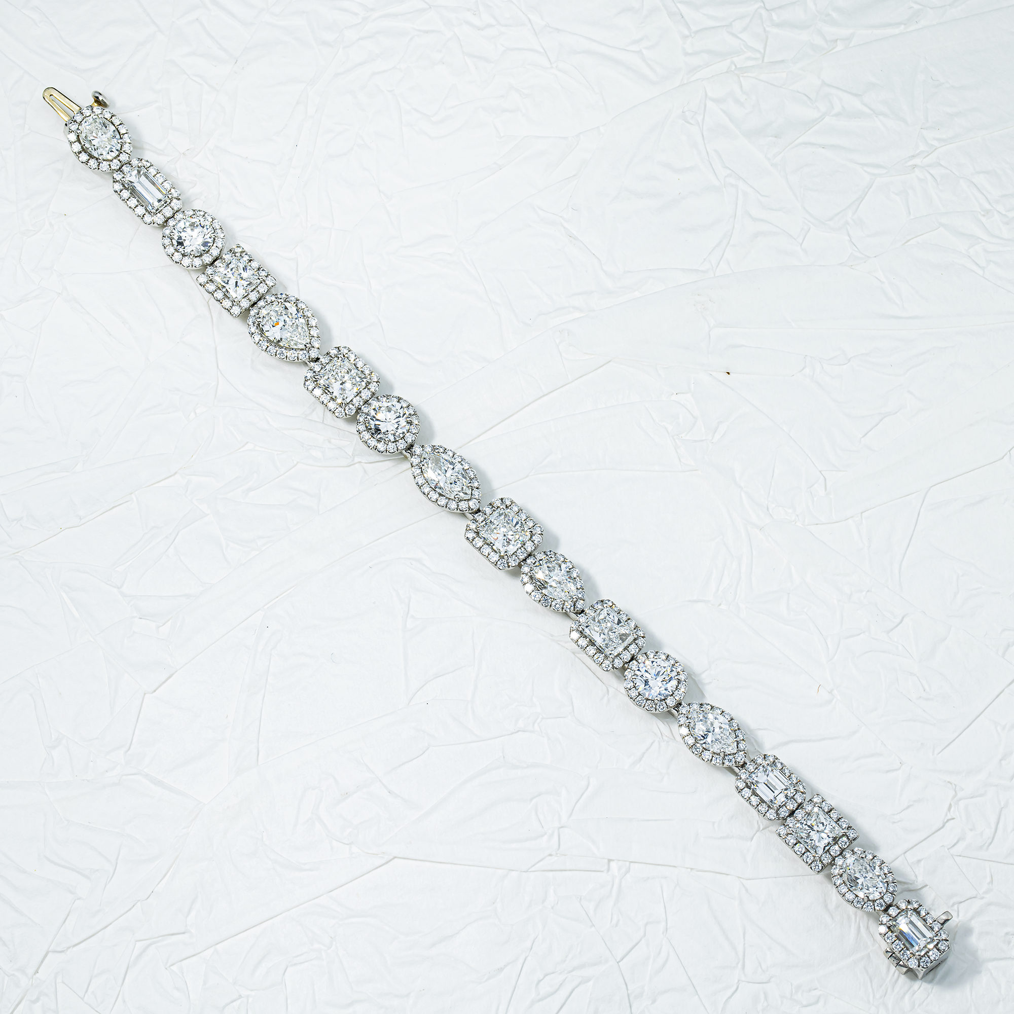 GIA Platinum Multi Cut Diamond Satellite Bracelet 20.97ct