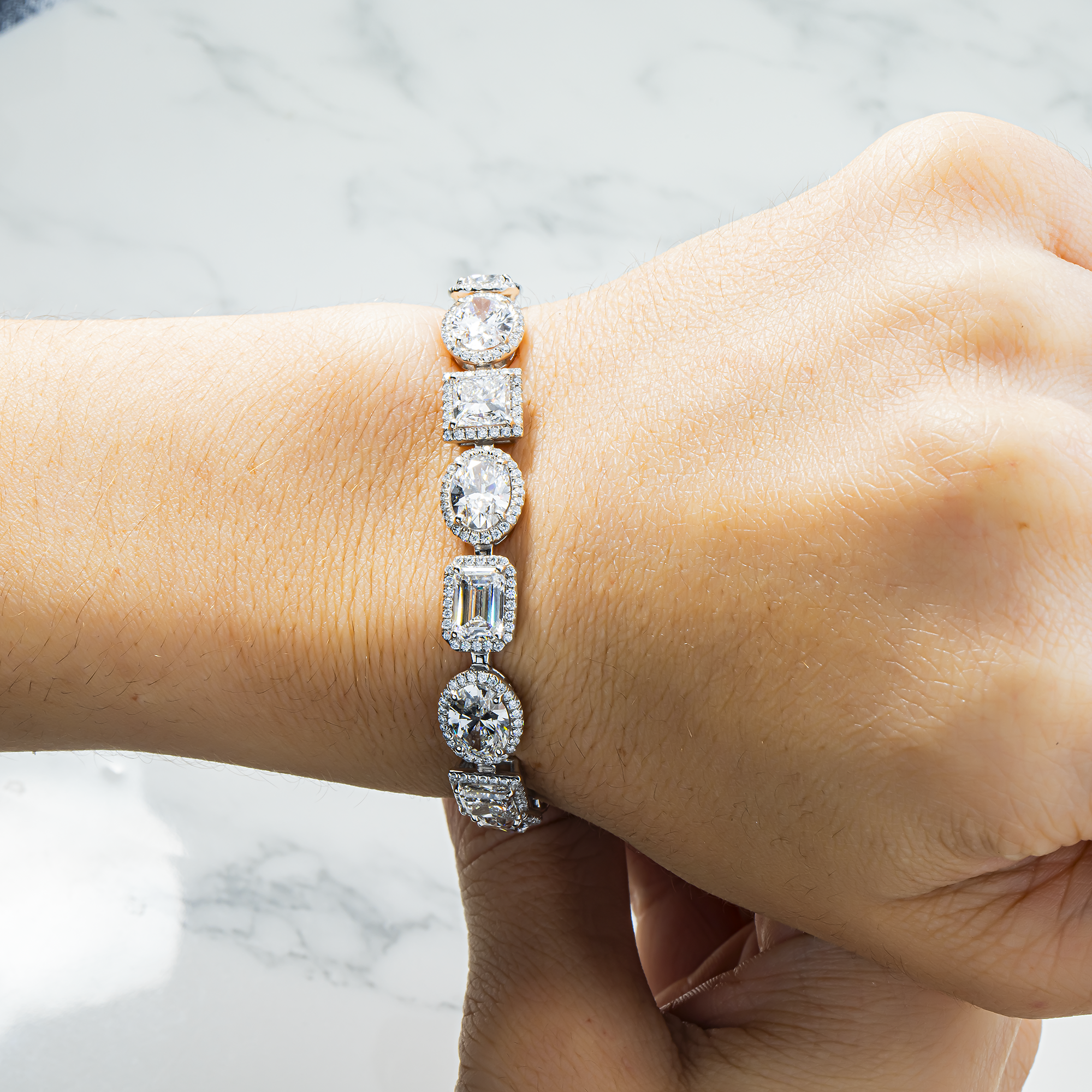 Platinum Multi Cut Diamond Satellite Bracelet 27.75ct