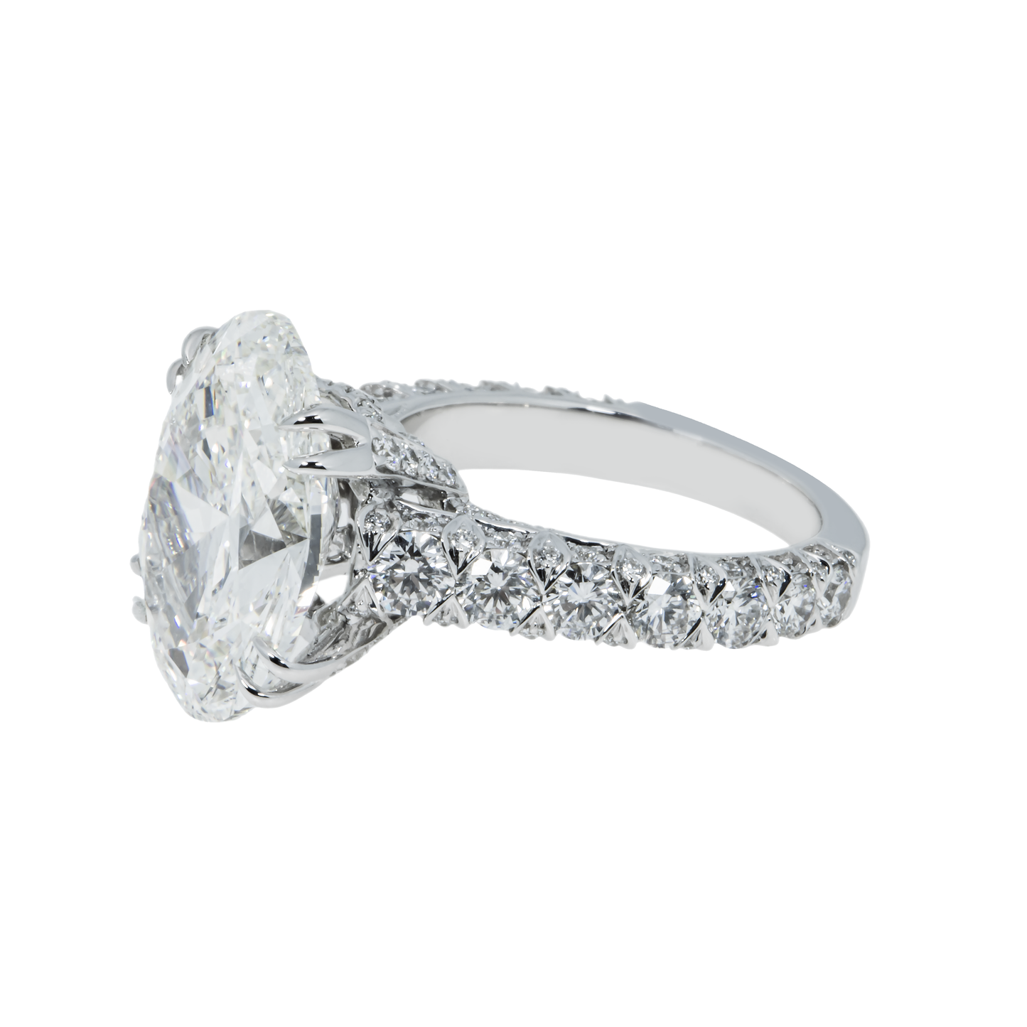 18K White Gold 8ct Oval Cut Diamond Engagement Ring 10.10ct