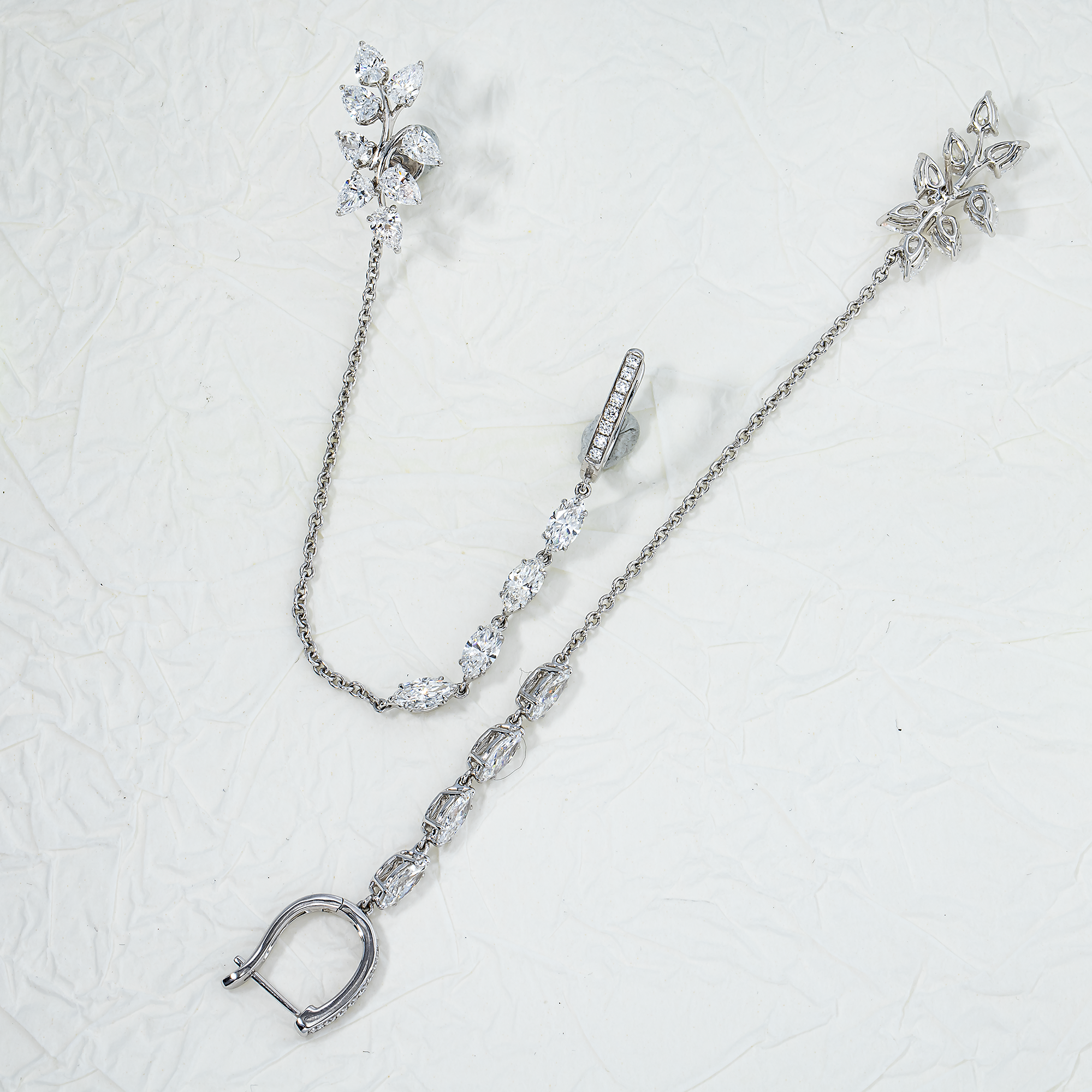 18K White Gold Reversable Vine Climber Daimond Earrings 6.31Ctw