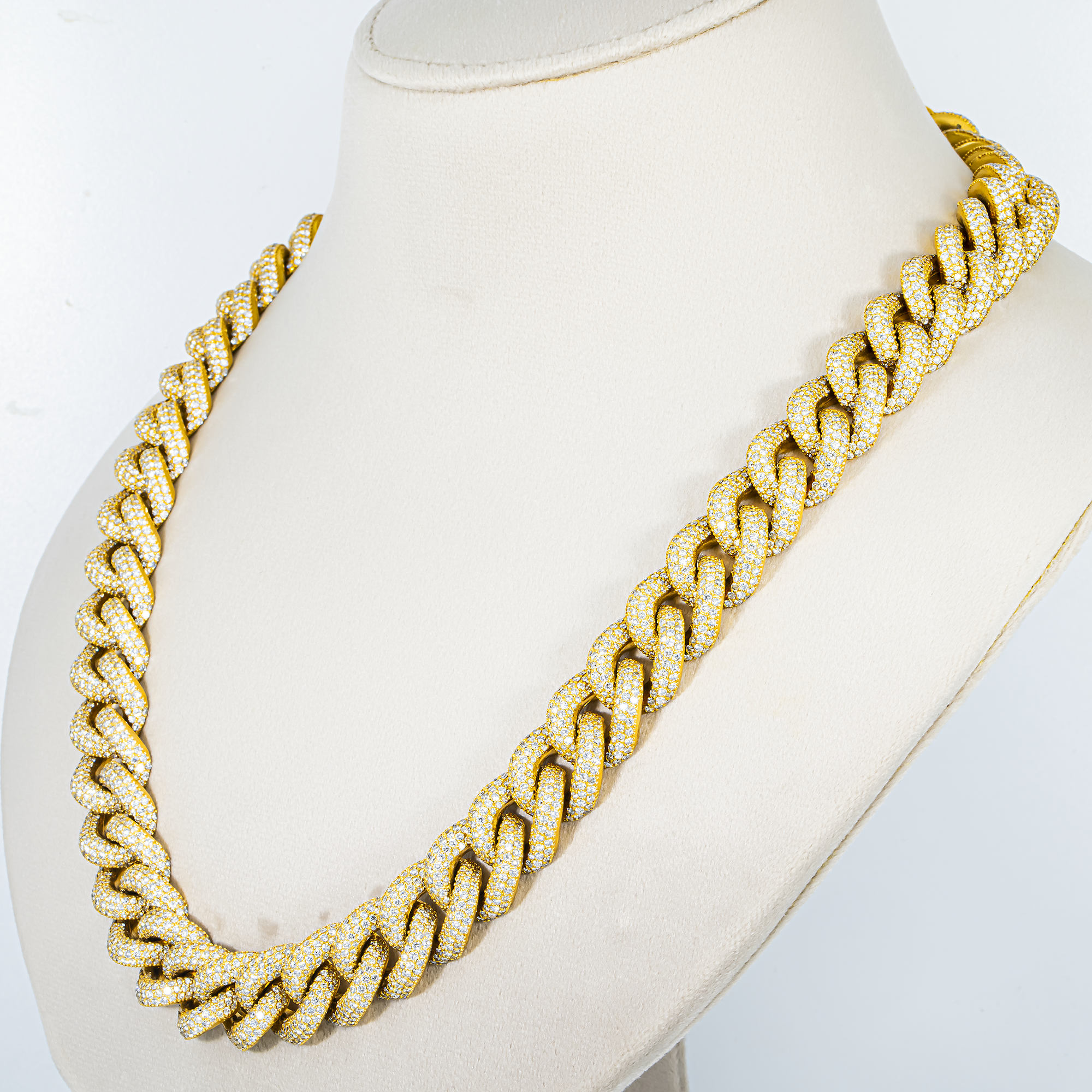 14K Yellow Gold Round Diamond Cuban Link Chain 52.0ct