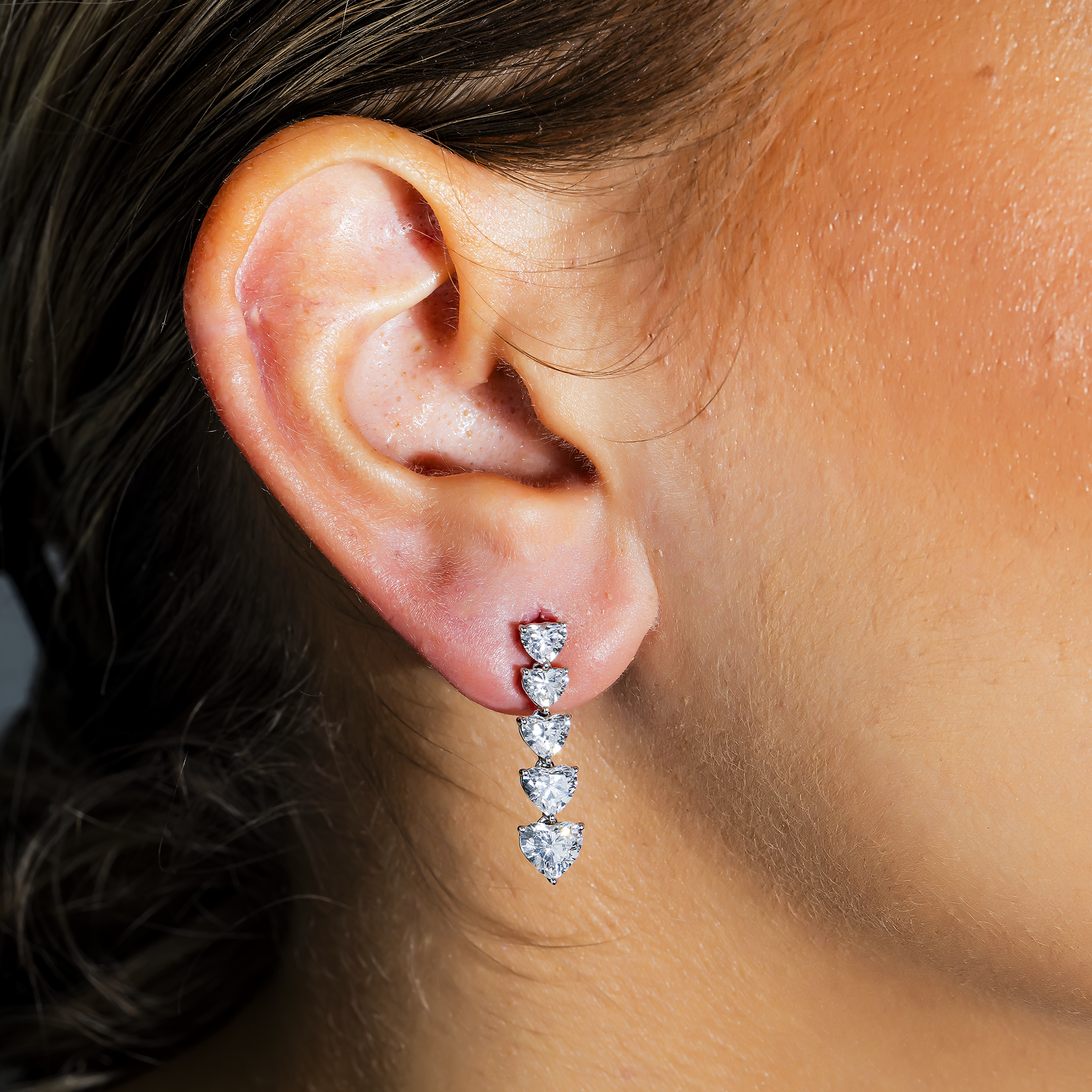 18K White Gold Falling Heart Diamond Drop Earrings 3.98Ctw