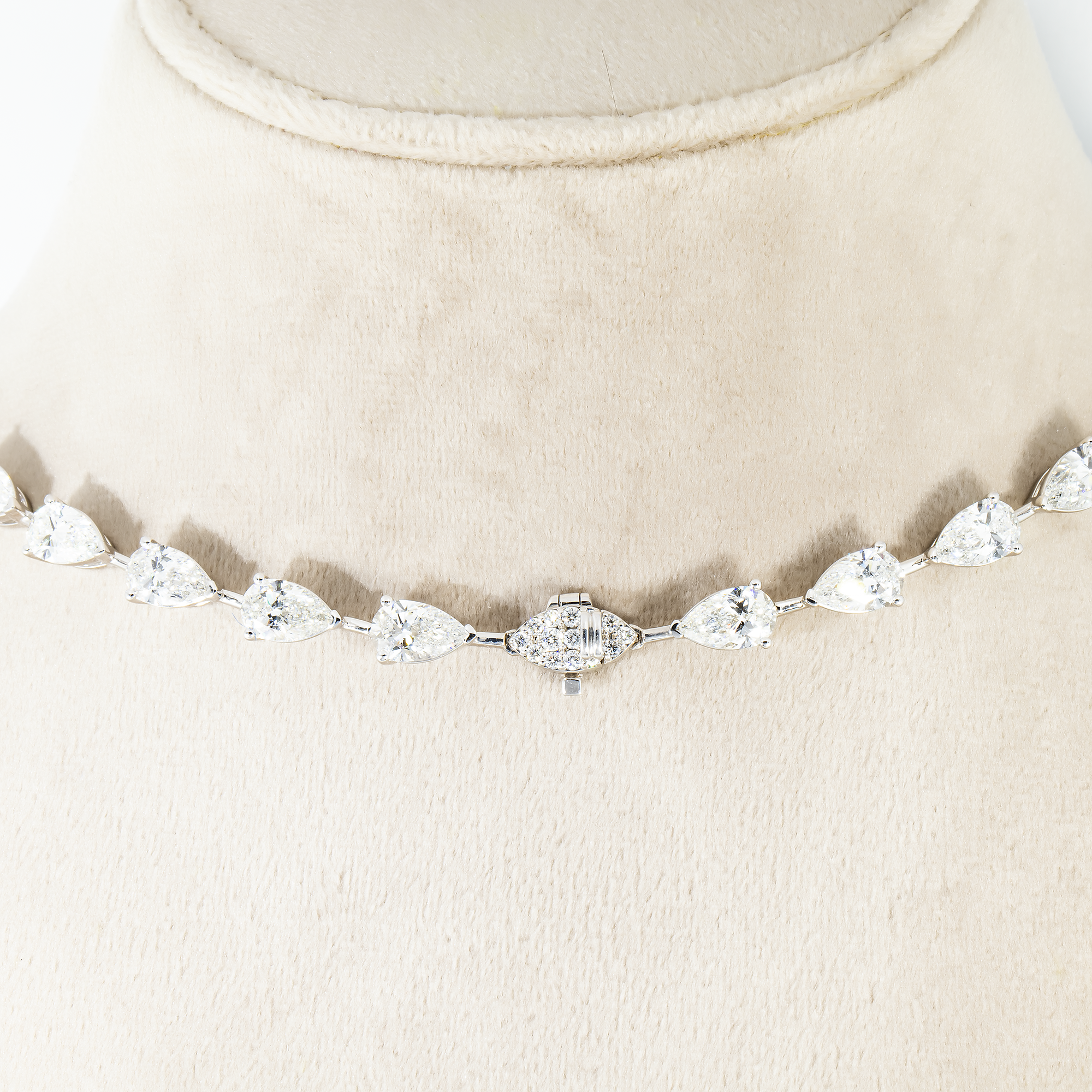 Igi Platinum Pear Cut Fancy Vivid Blue Green Diamond Drop Necklace 49.43Ctw Necklace