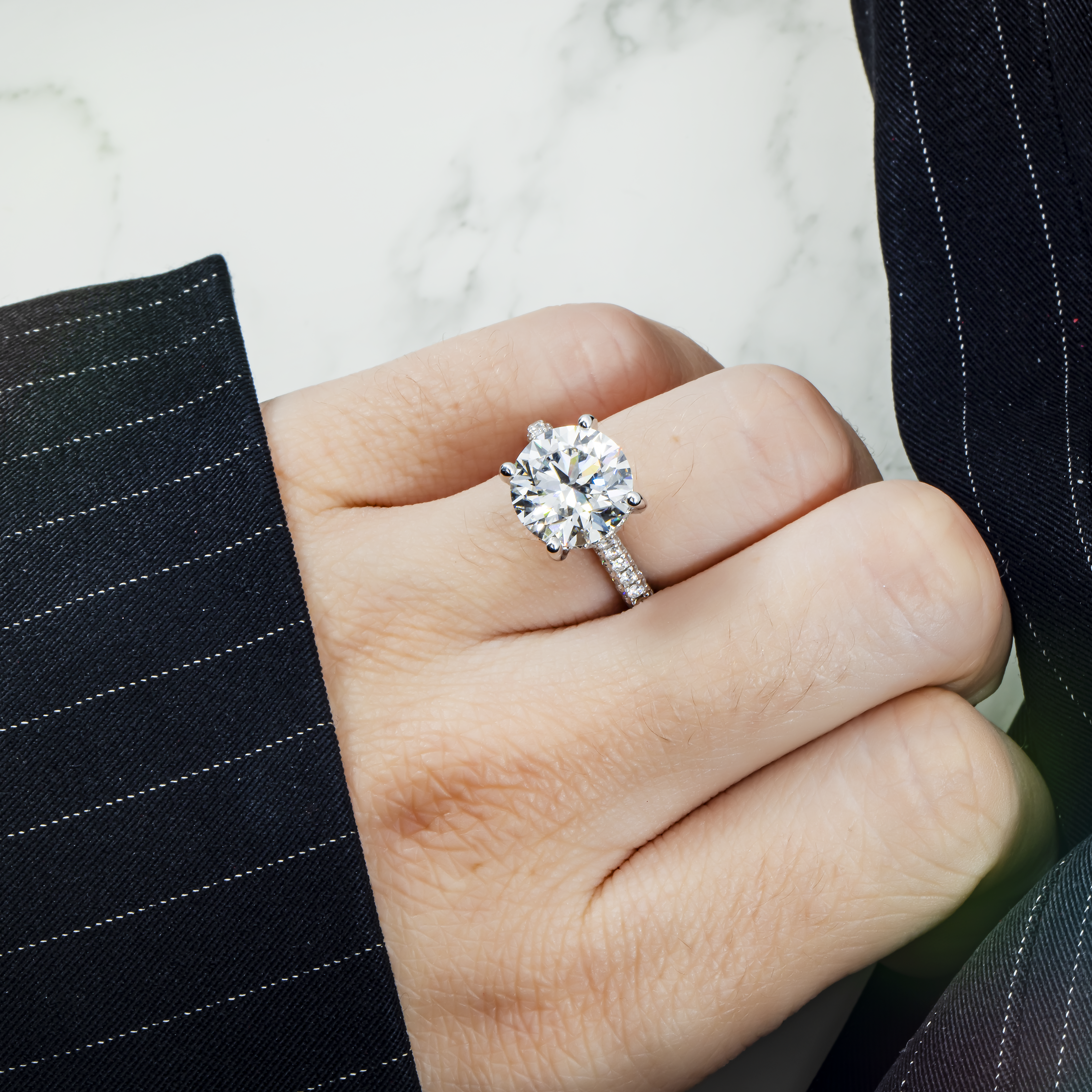18K White Gold 5.22Ct Round Cut Diamond Engagement Ring 7.0Ctw Bridal