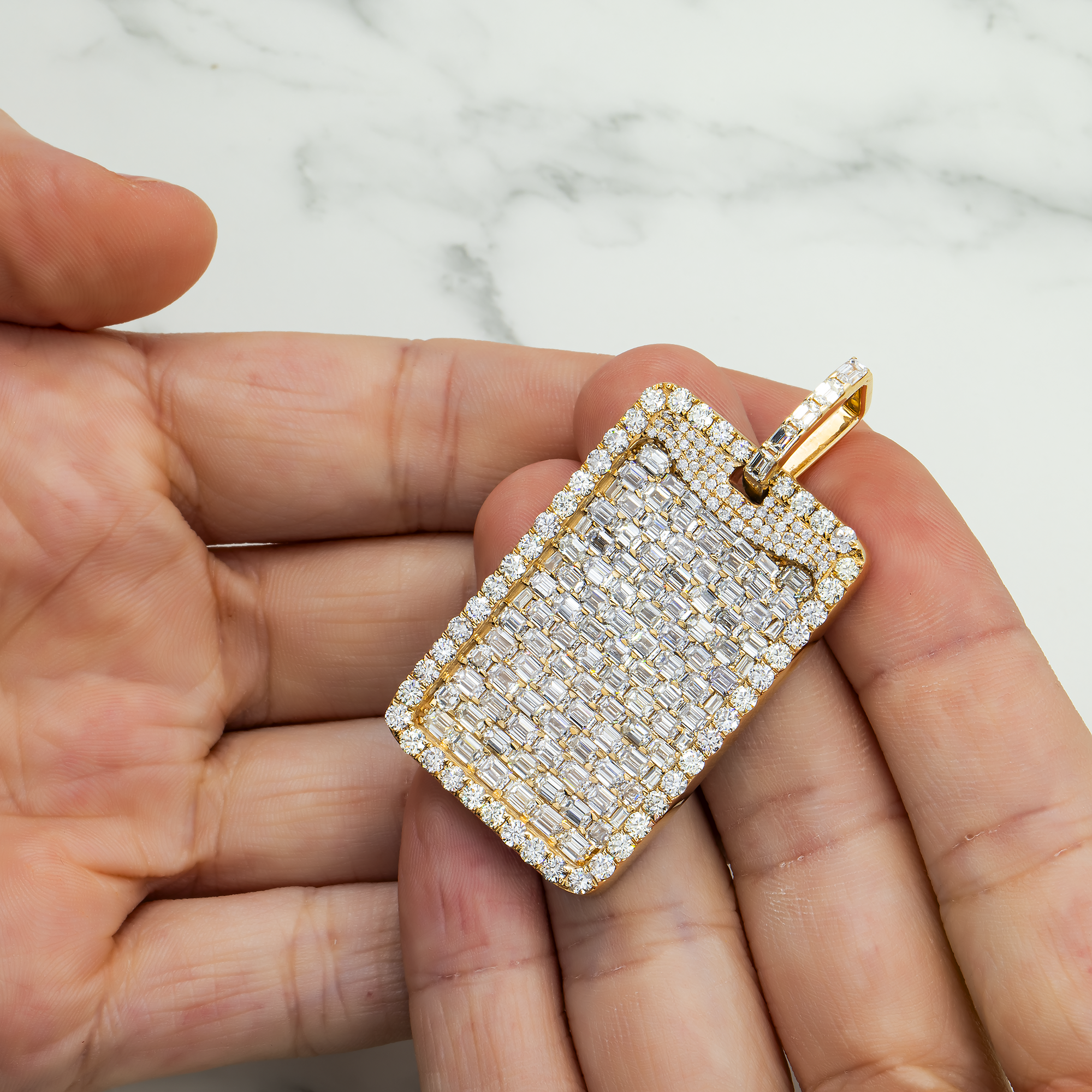 14K Yellow Gold Emerald & Round Diamond Dog Tag Pendant 11.75Ct
