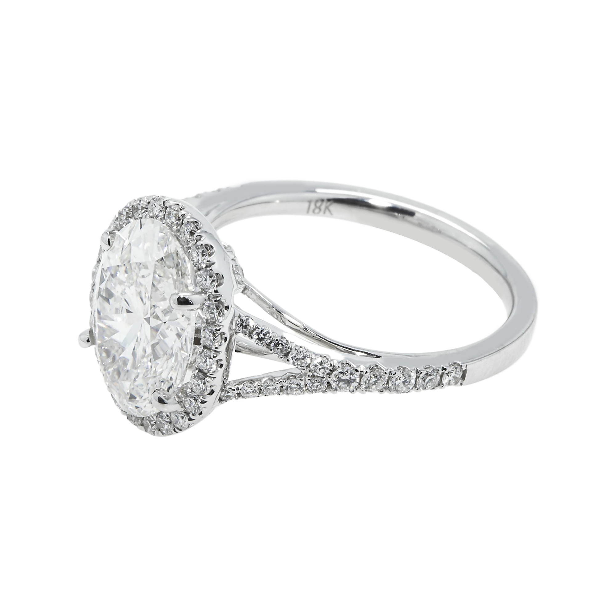 18K White Gold 2.74Ct Oval Cut Diamond Engagement Ring 3.29Ctw Bridal