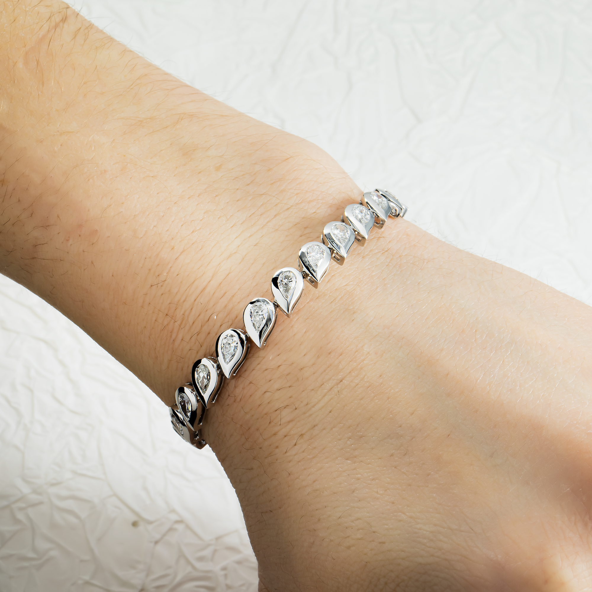 14K White Gold Bezel Set Pear Cut Diamond Bracelet 5.47ct