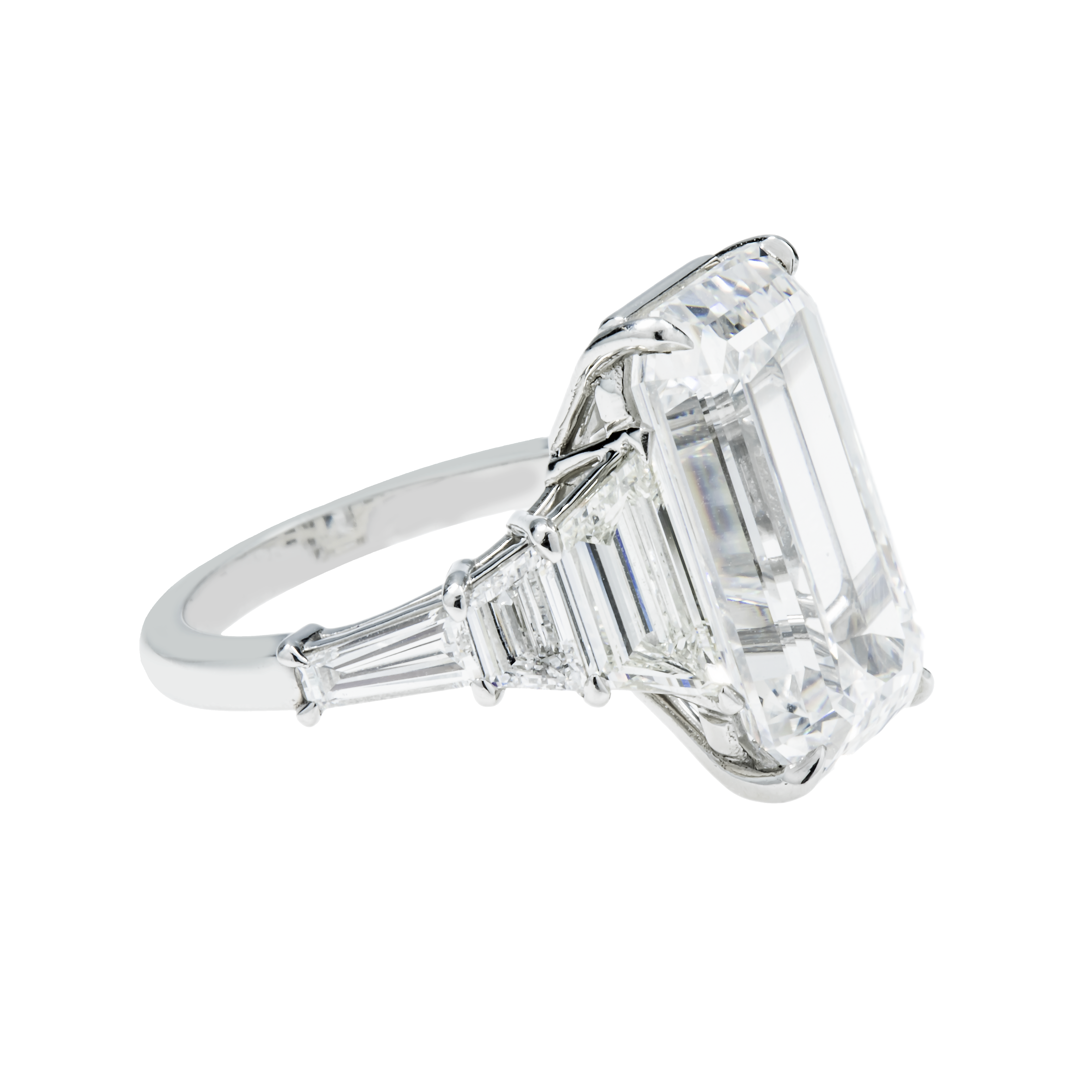 Hall Of Mirrors Gia Platinum 10.77Ct Emerald Cut Diamond Engagement Ring 13.68Ctw Bridal