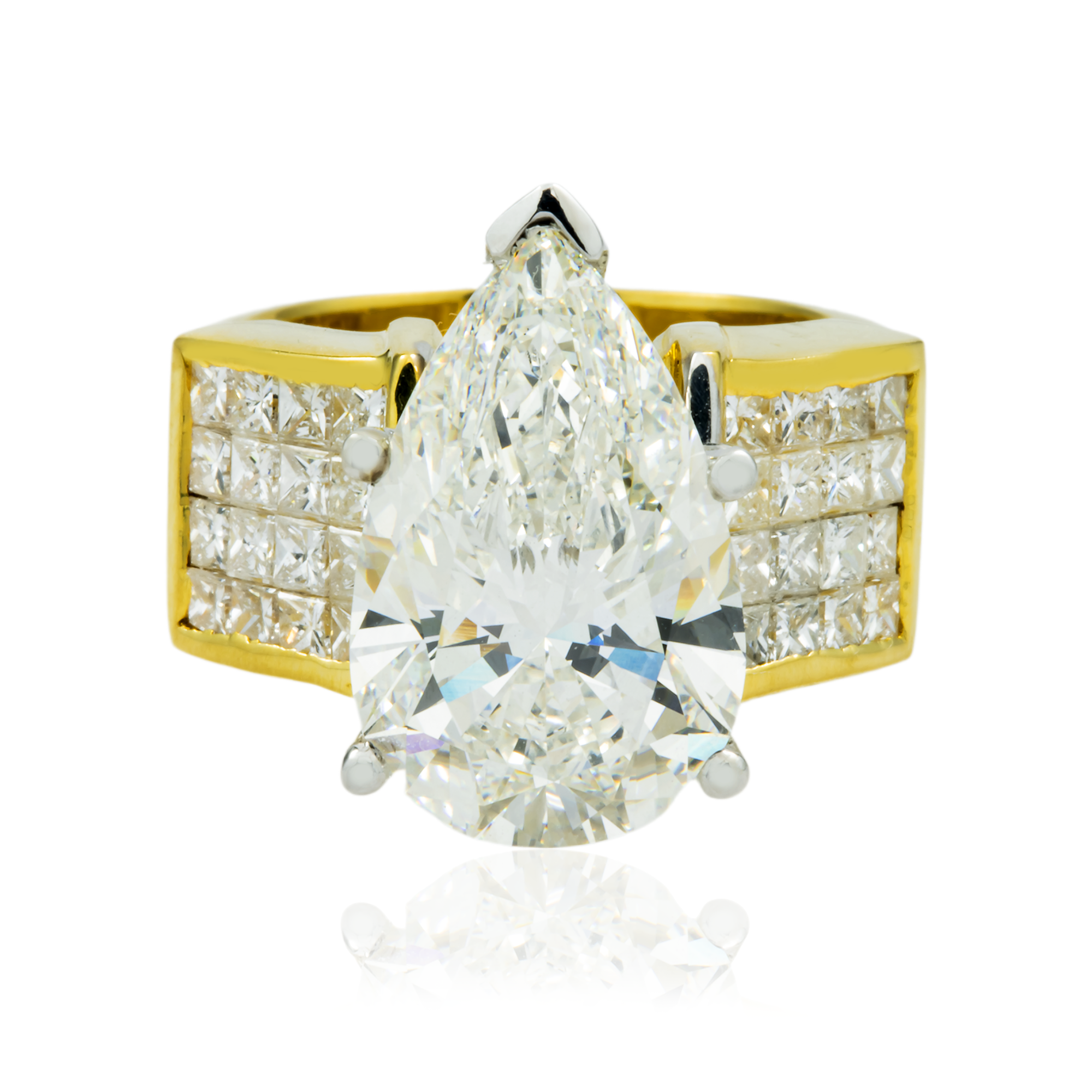 18K Yellow Gold 6.28ct Pear Cut Diamond Engagement Ring 7.92ctw