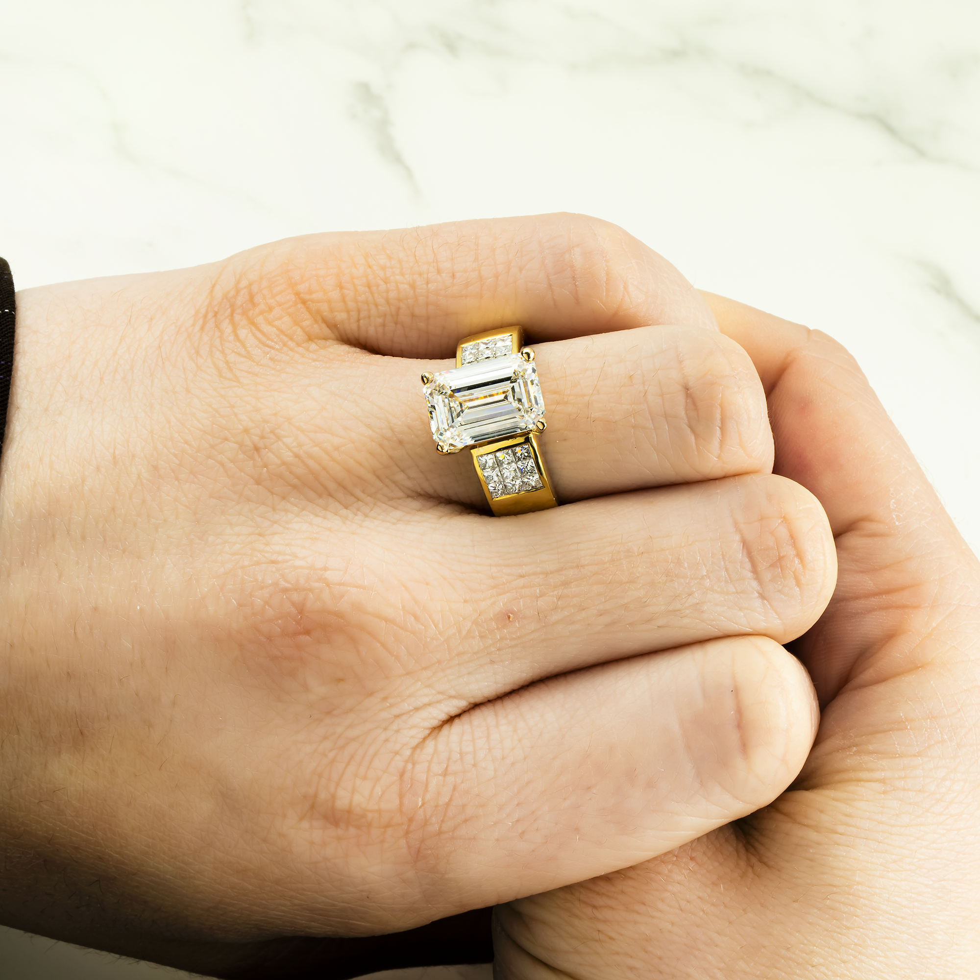 18K Yellow Gold 5.19ct Emerald Cut Diamond Engagement Ring 6.24ctw
