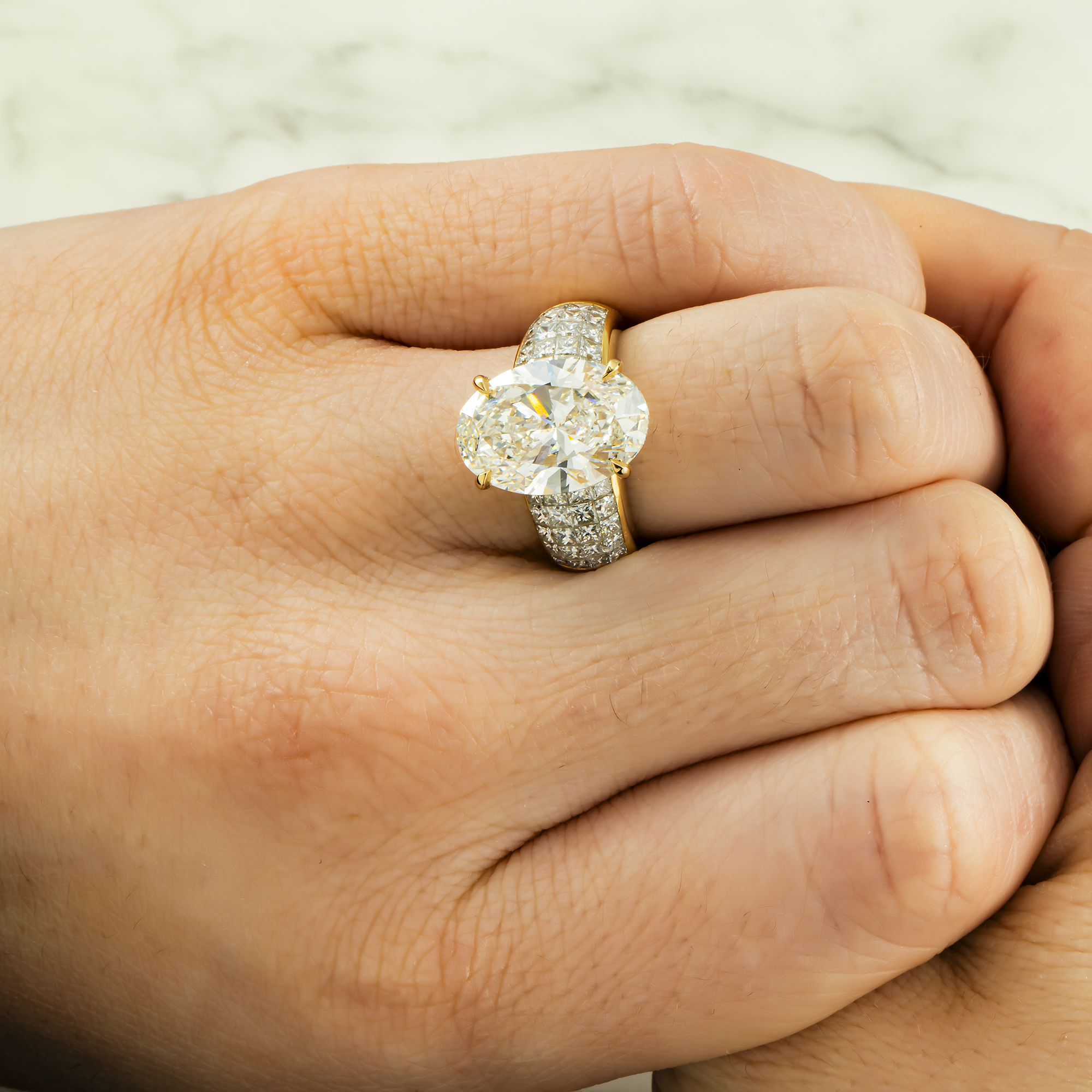 18K Yellow Gold 6.16ct Oval Cut Diamond Engagement Ring 8.15ctw