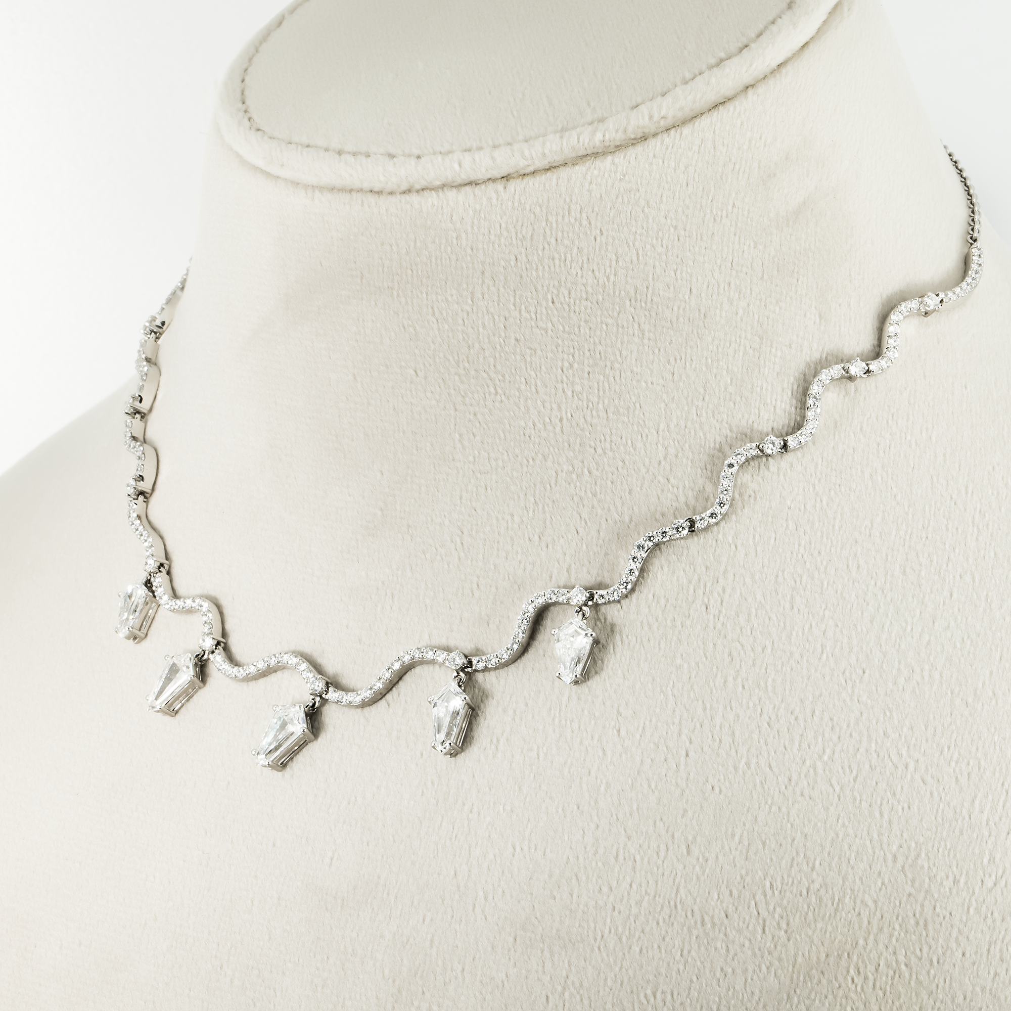 14K White Gold Step Cut Kite & Roud Diamond Falling Rain Necklace 5.73ct