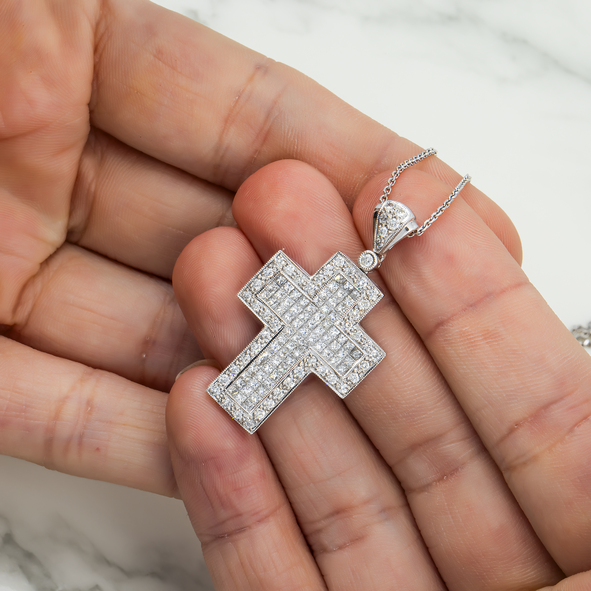 18K White Gold Princess & Round Diamond Cross Pendant Chain Necklace 2.01Ct Necklace