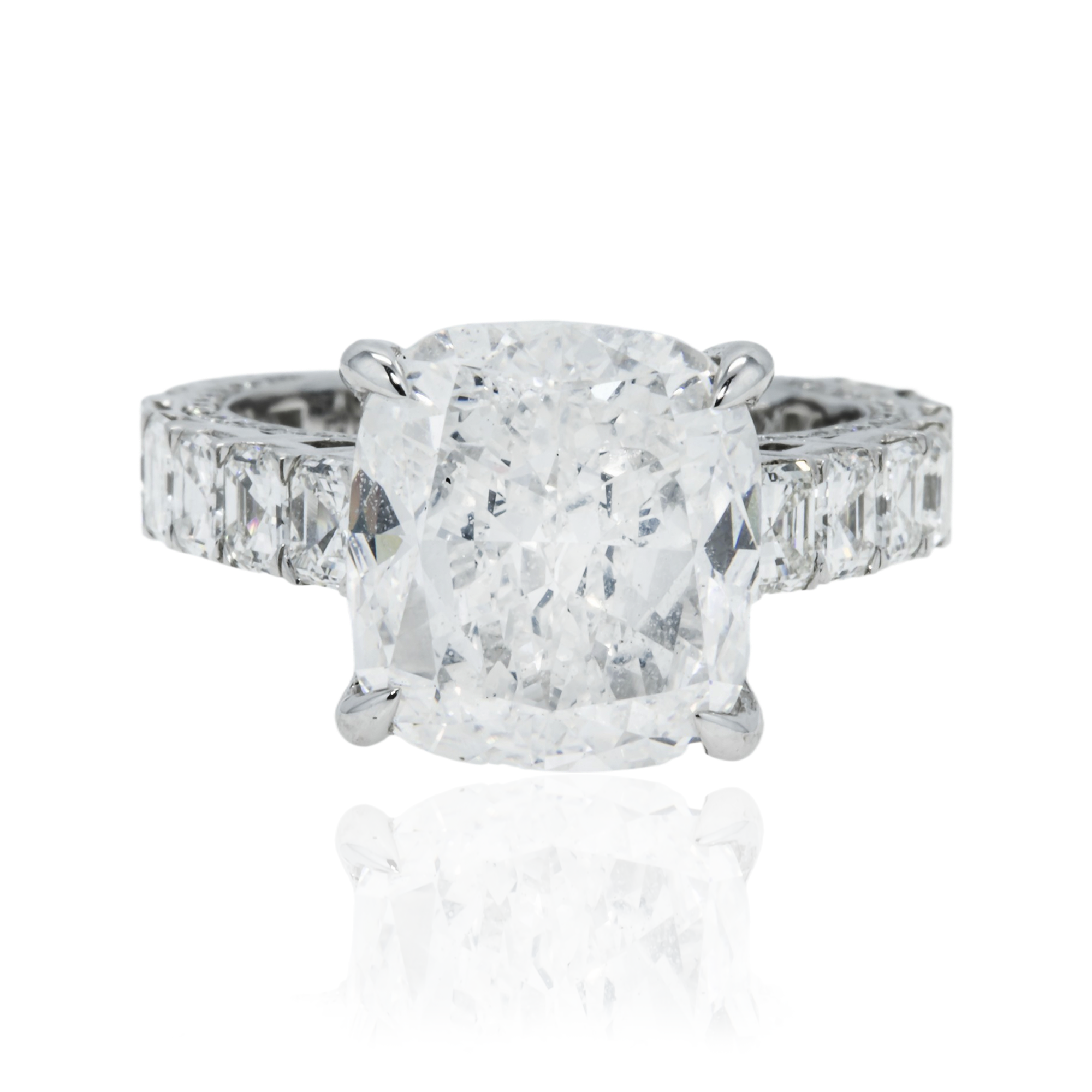 Gia 18K White Gold 7.54Ct Cushion Cut Diamond Engagement Ring 11.04Ctw Bridal