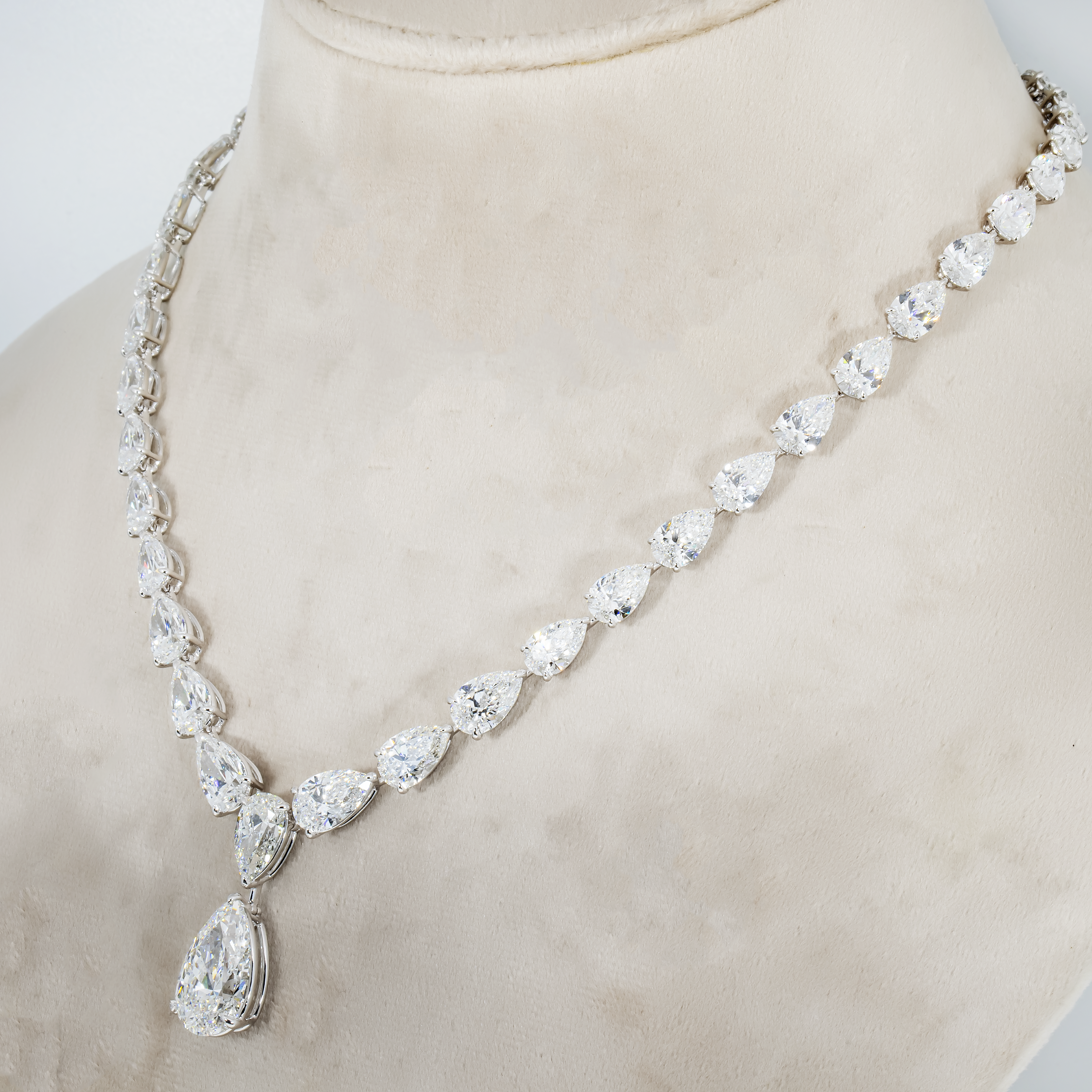 18K White Gold Full Pear Cut Diamond Drop Necklace 56.43Ct Necklace