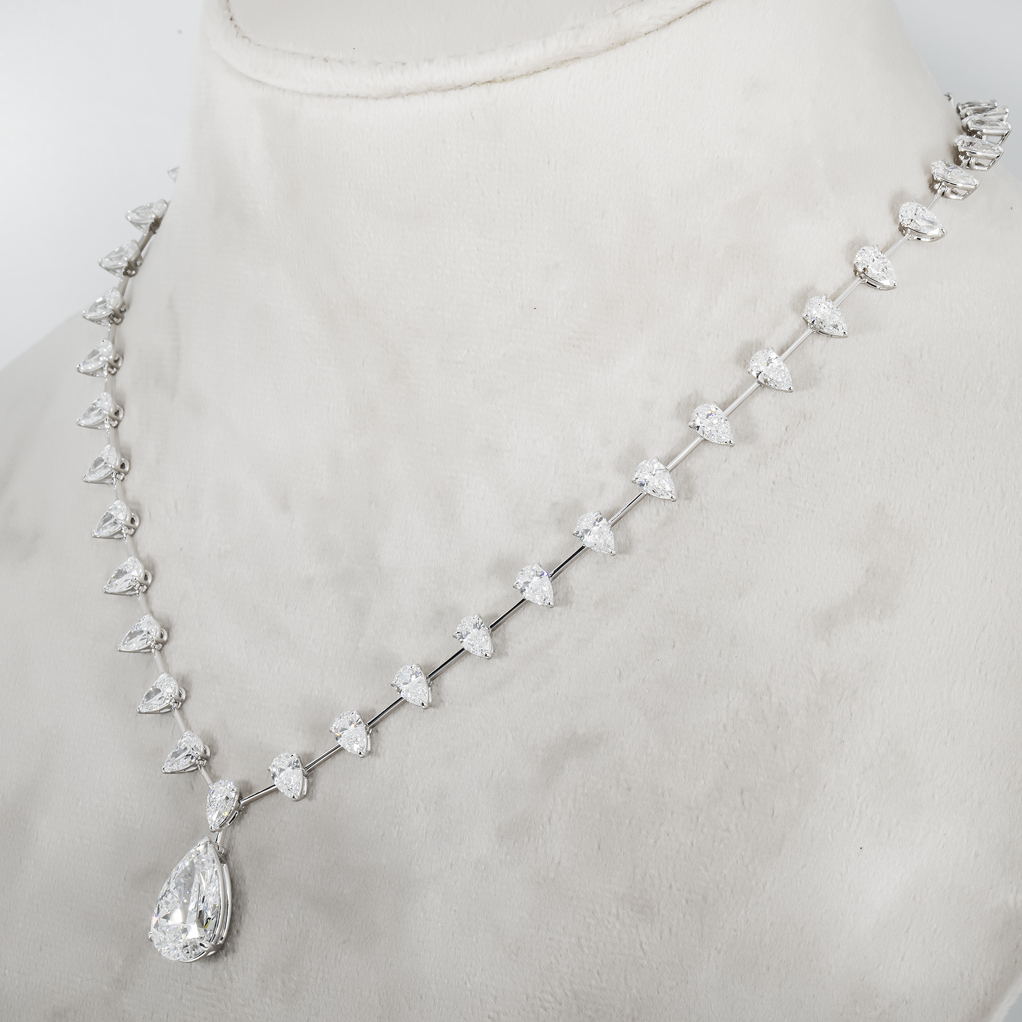 18K White Gold Full Pear Cut Diamond Drop Necklace 20.07Ct Necklace