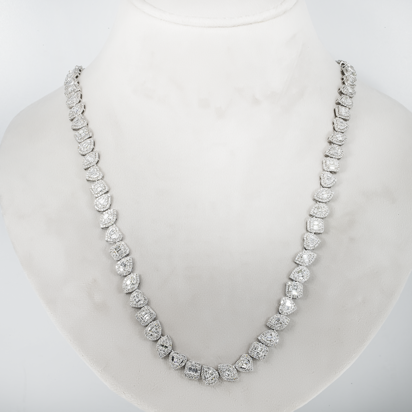 14K White Gold Combination Cut Diamond Necklace 23.14ct