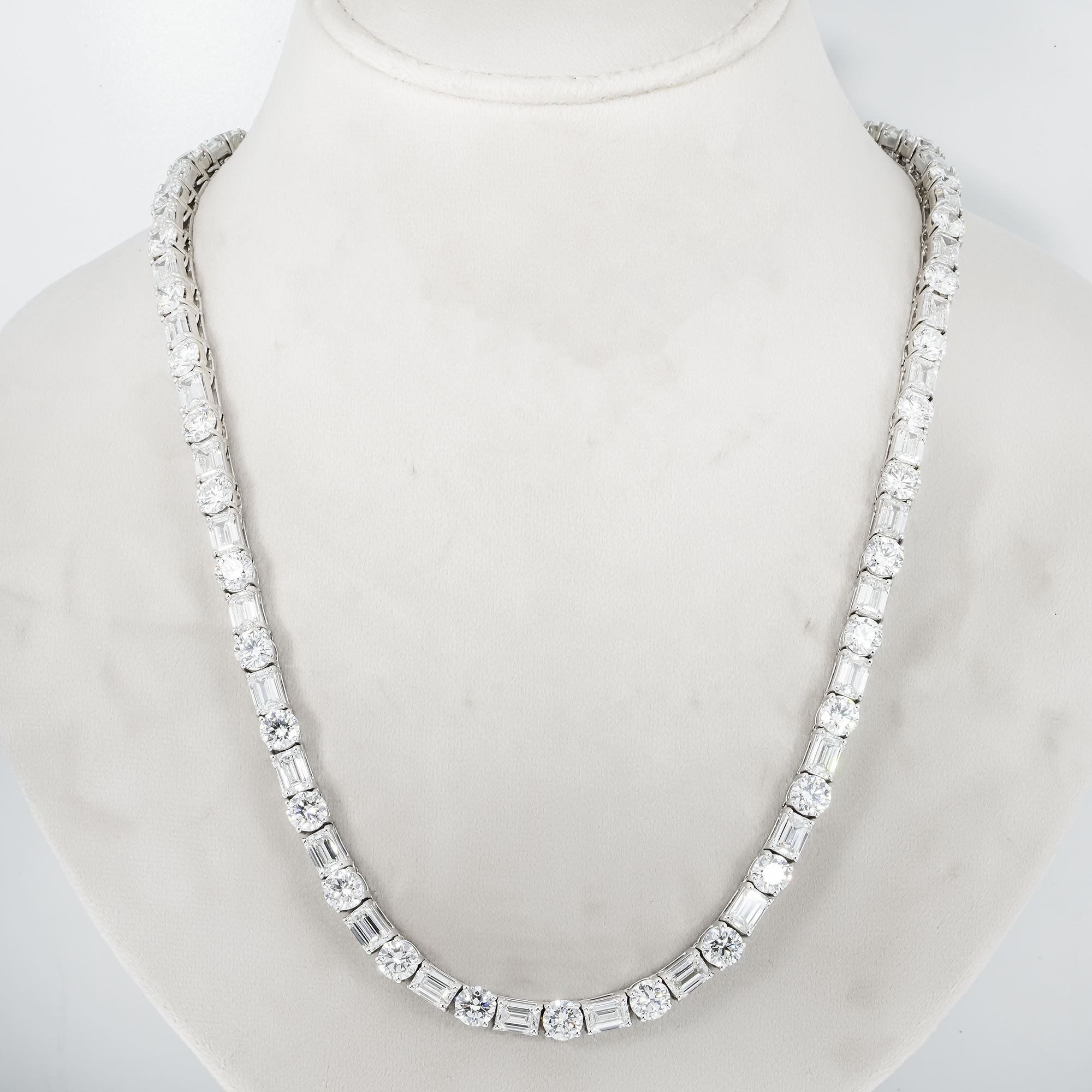 14K White Gold Round & Emerald Cut Diamond 84.42Ct Chains