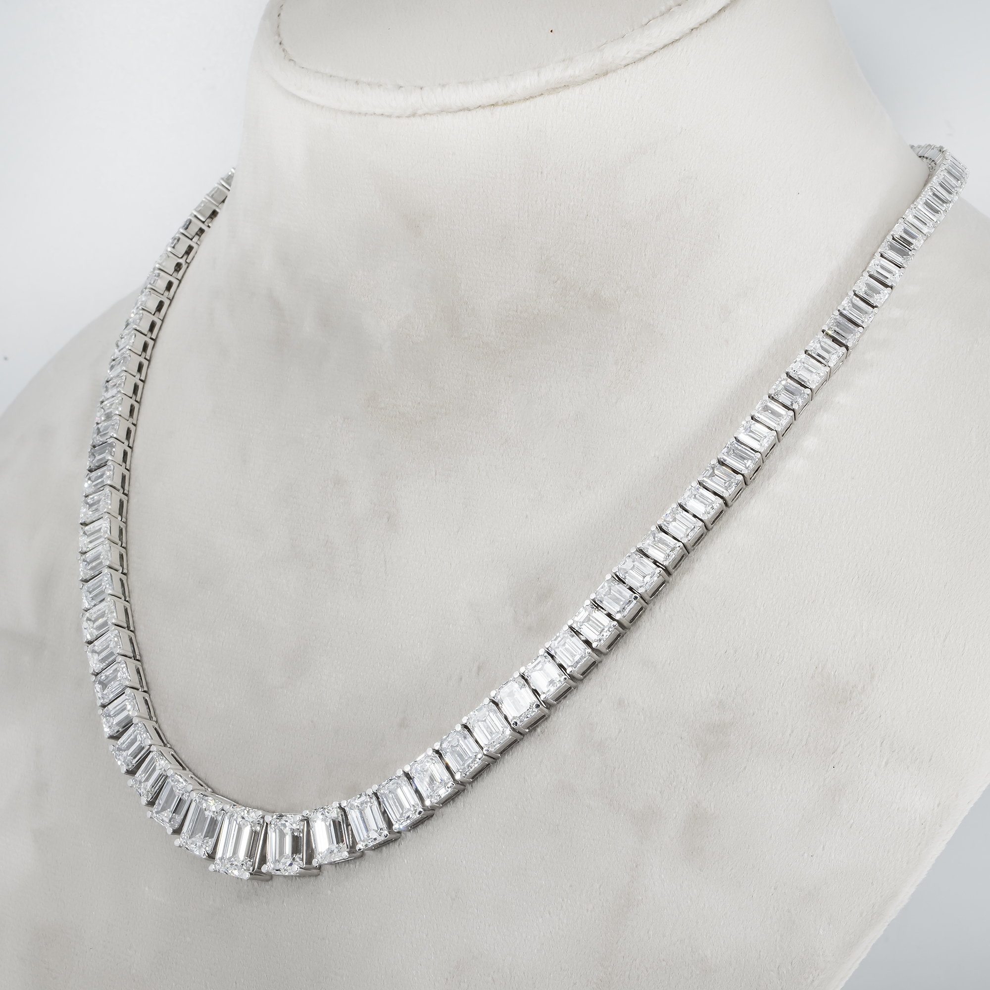 14K White Gold Graduated Emerald Cut Diamond Chain 58.64Ct Chains
