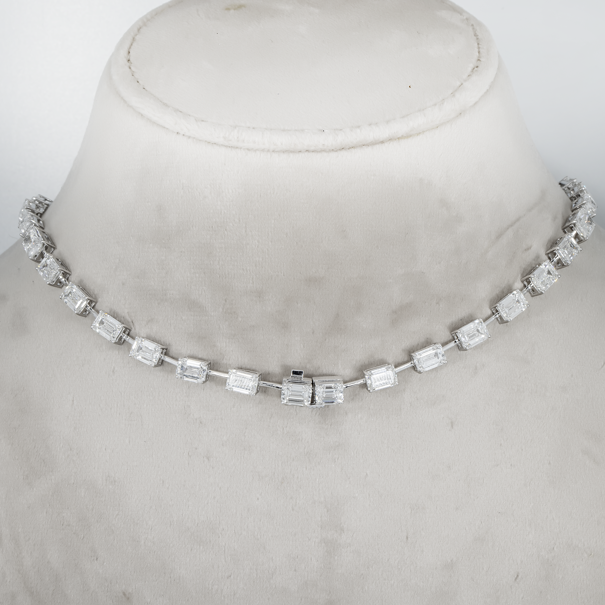 18K White Gold Radiant & Emerald Cut Diamond Drop Necklace 41.69Ct Necklace
