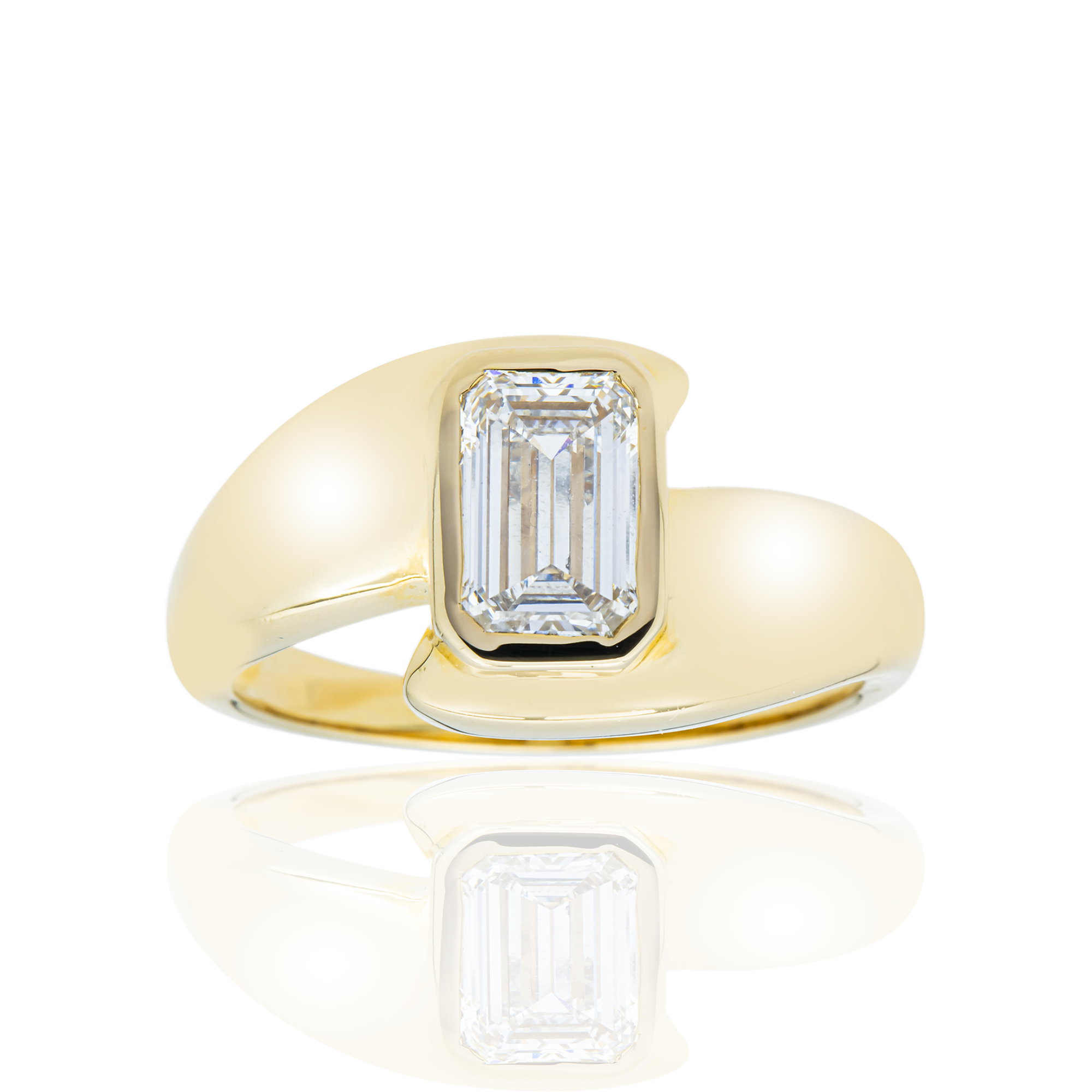 14K Yellow Gold Emerald Bezel Set Diamond Ring 1.13ct