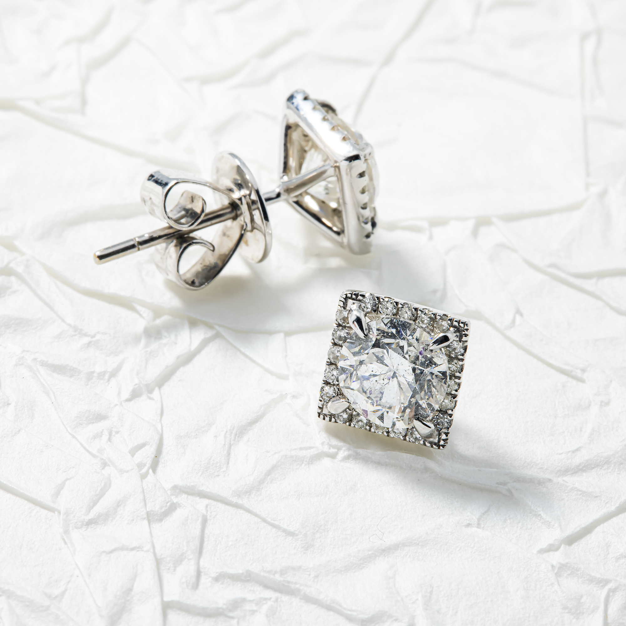 18K White Gold Square Shaped Round Diamond Stud Earrings 2.28ctw