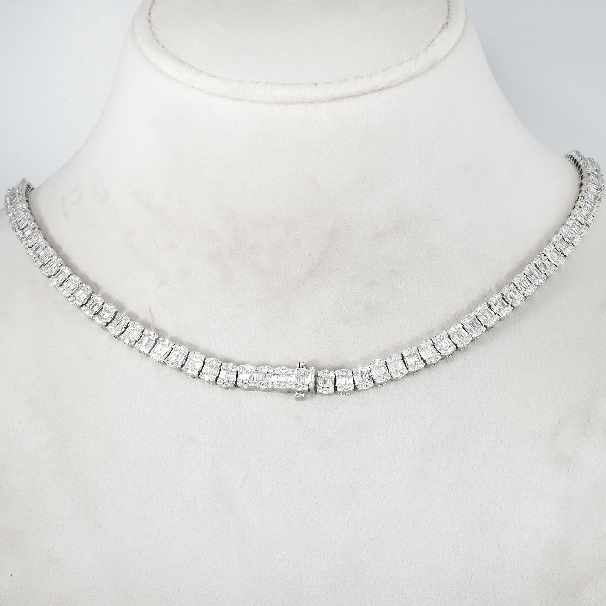 14K White Gold Graduated Baguette Diamond Chain 23.60Ct Necklace