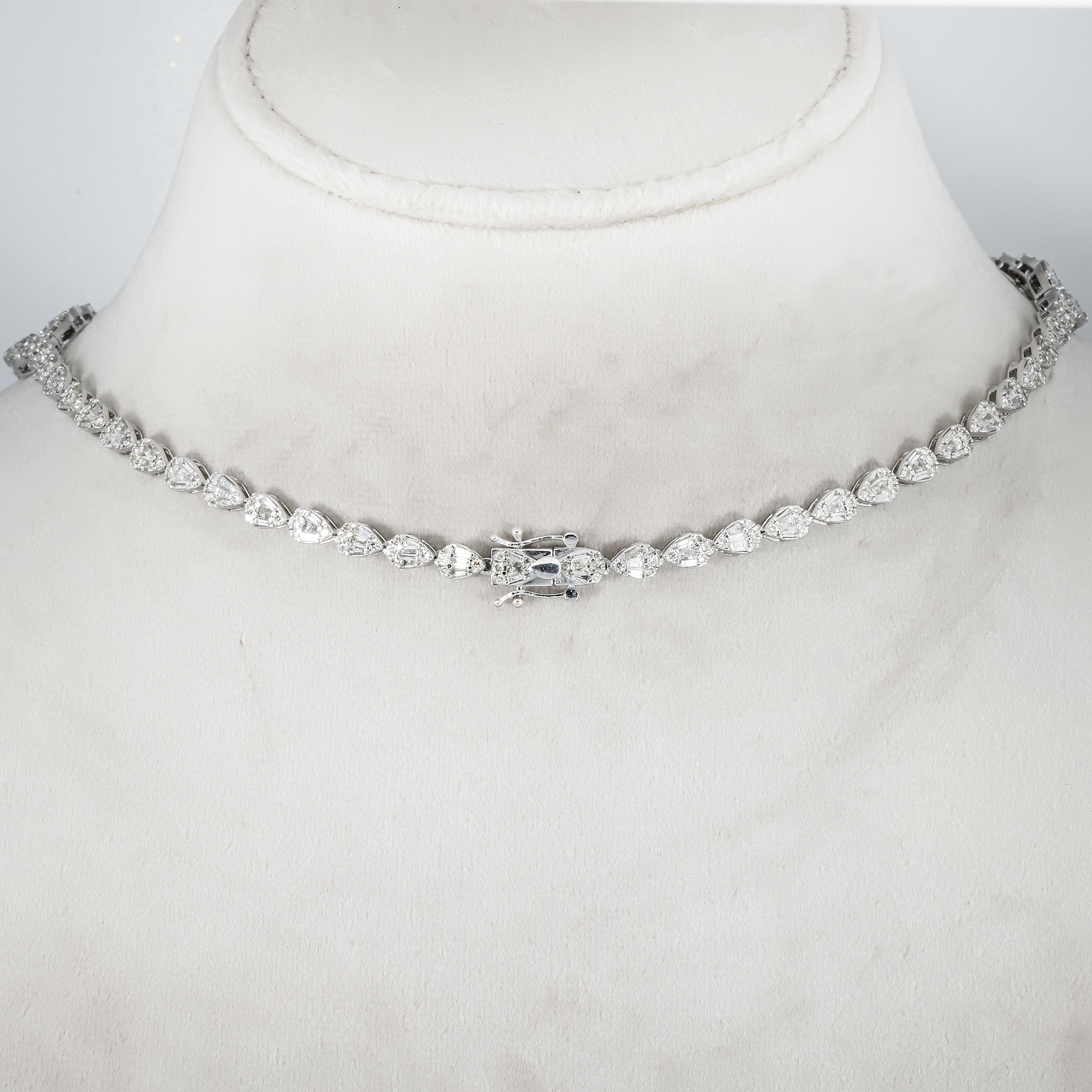14K White Gold Double Row Diamond Drop Necklace 24.56Ct Necklace