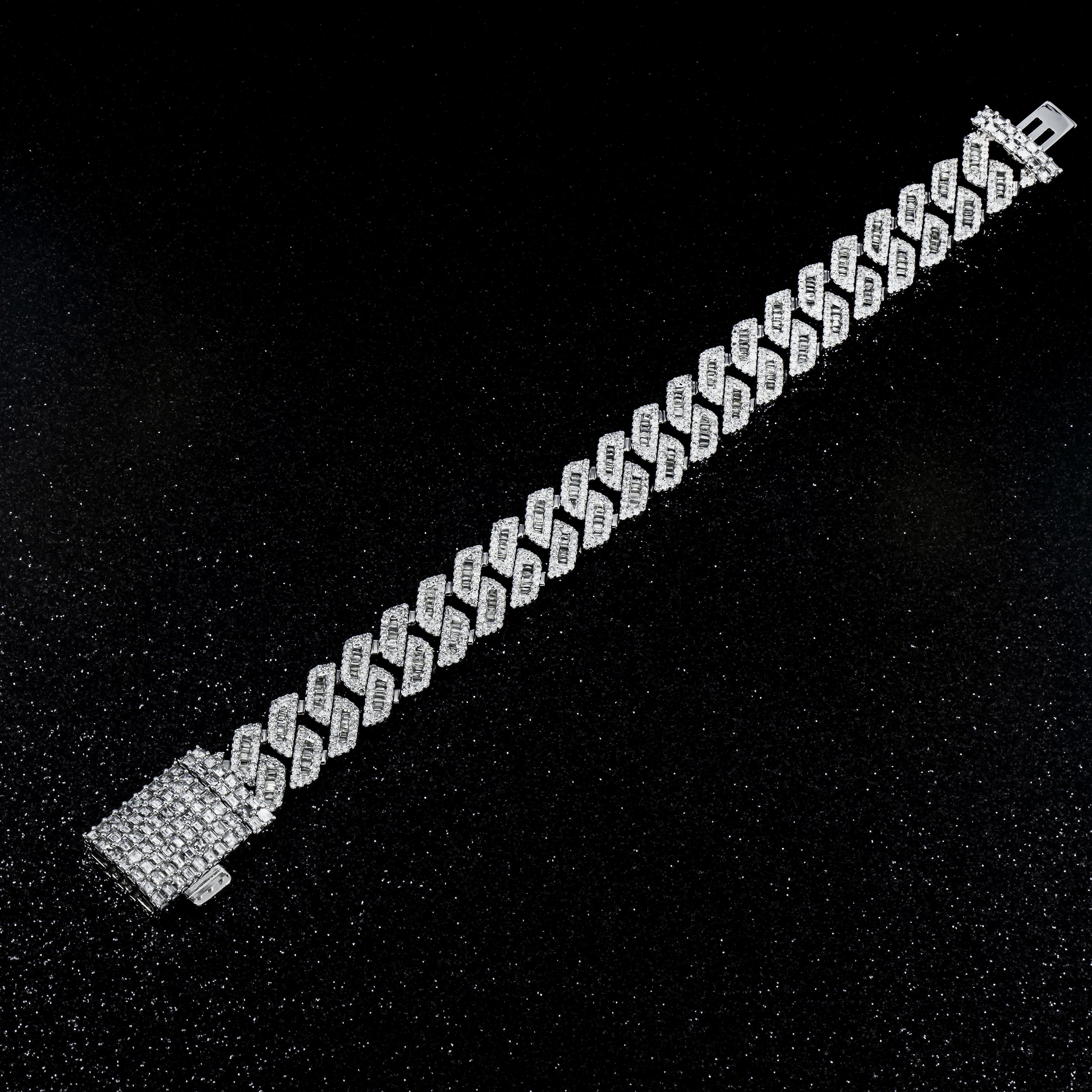 14K White Gold 13Mm Baguette Diamond Cuban Link Bracelet 9.62Ct Bracelets